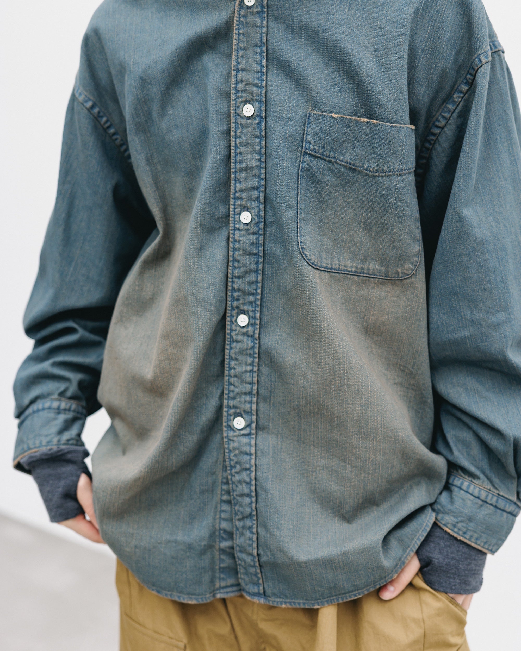 【2.28 SAT 20:00- IN STOCK】DENIM CLASSIC CITY L/S SHIRT (VINTAGE BROWN)