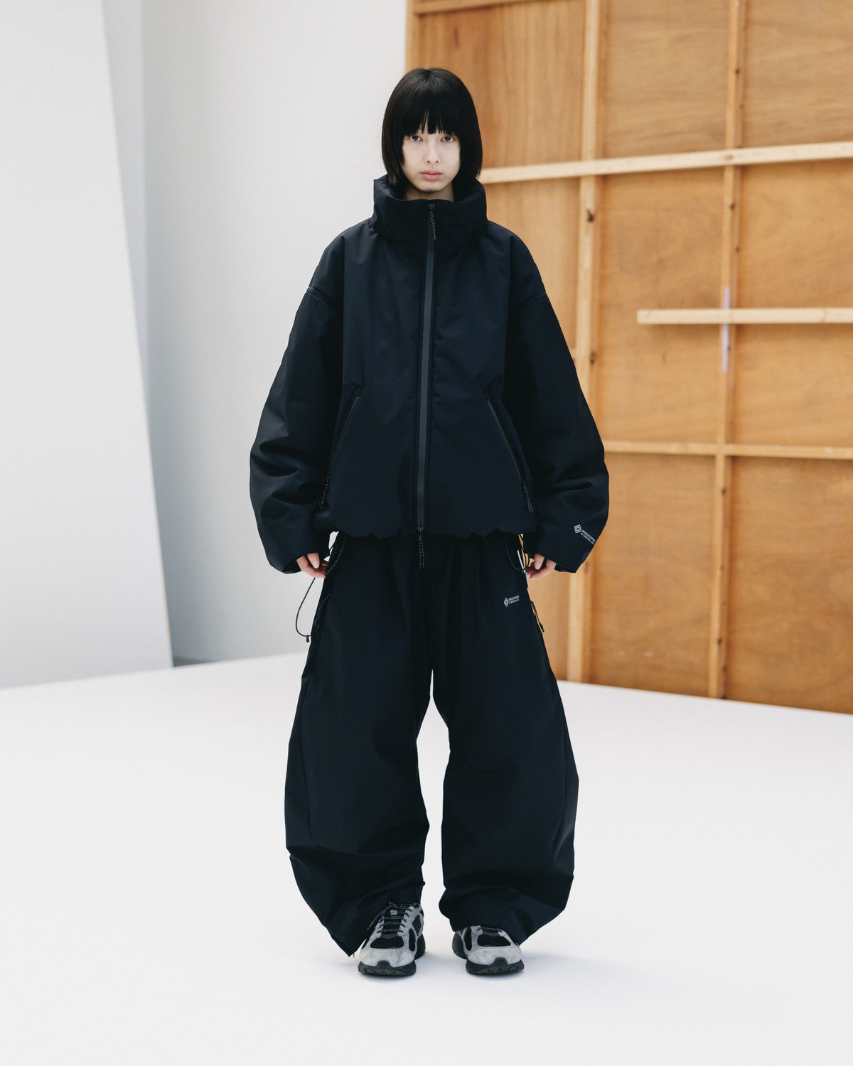 【10.28 WED 20:00- IN STOCK】 +phenix WINDSTOPPER® by GORE-TEX LABS CITY UTILITY INSULATED JACKET TYPE 1 (BLACK)