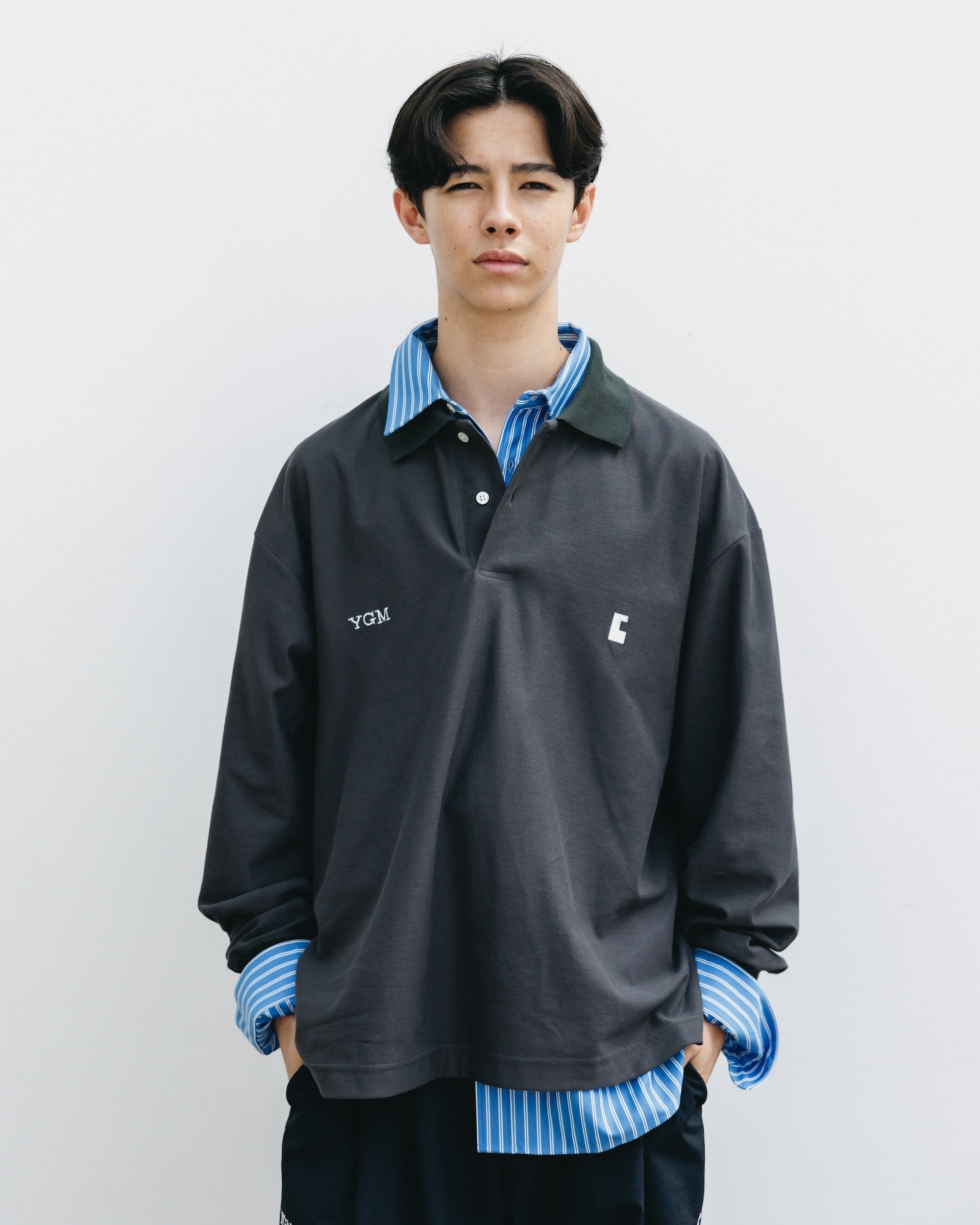 【10.15 WED 20:00- IN STOCK】"C" COTTON CITY L/S POLO SHIRT FOR YGM (CHARCOAL)