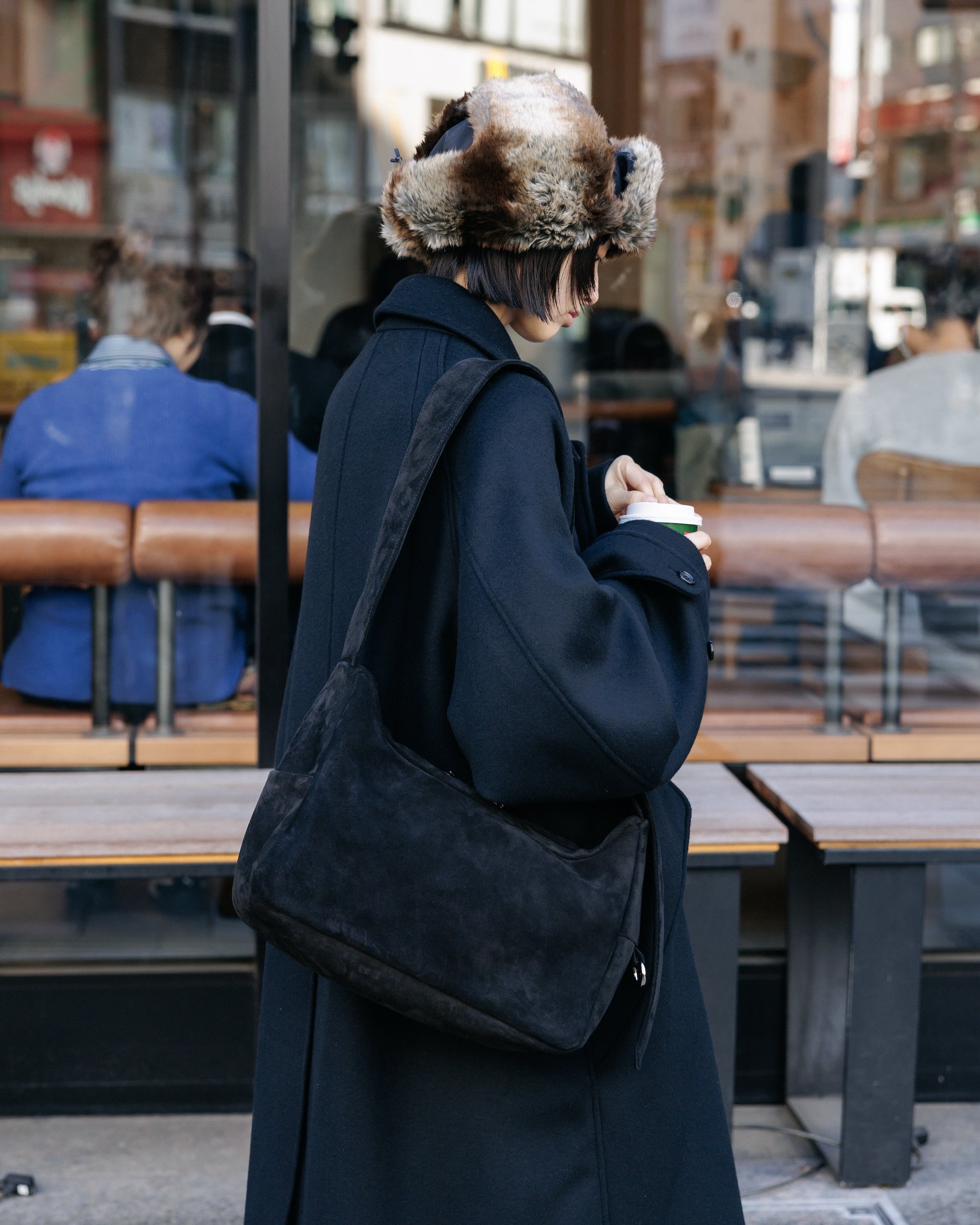 【1.7 WED 20:00- IN STOCK】SUEDE HOLIDAY BAG (BLACK)