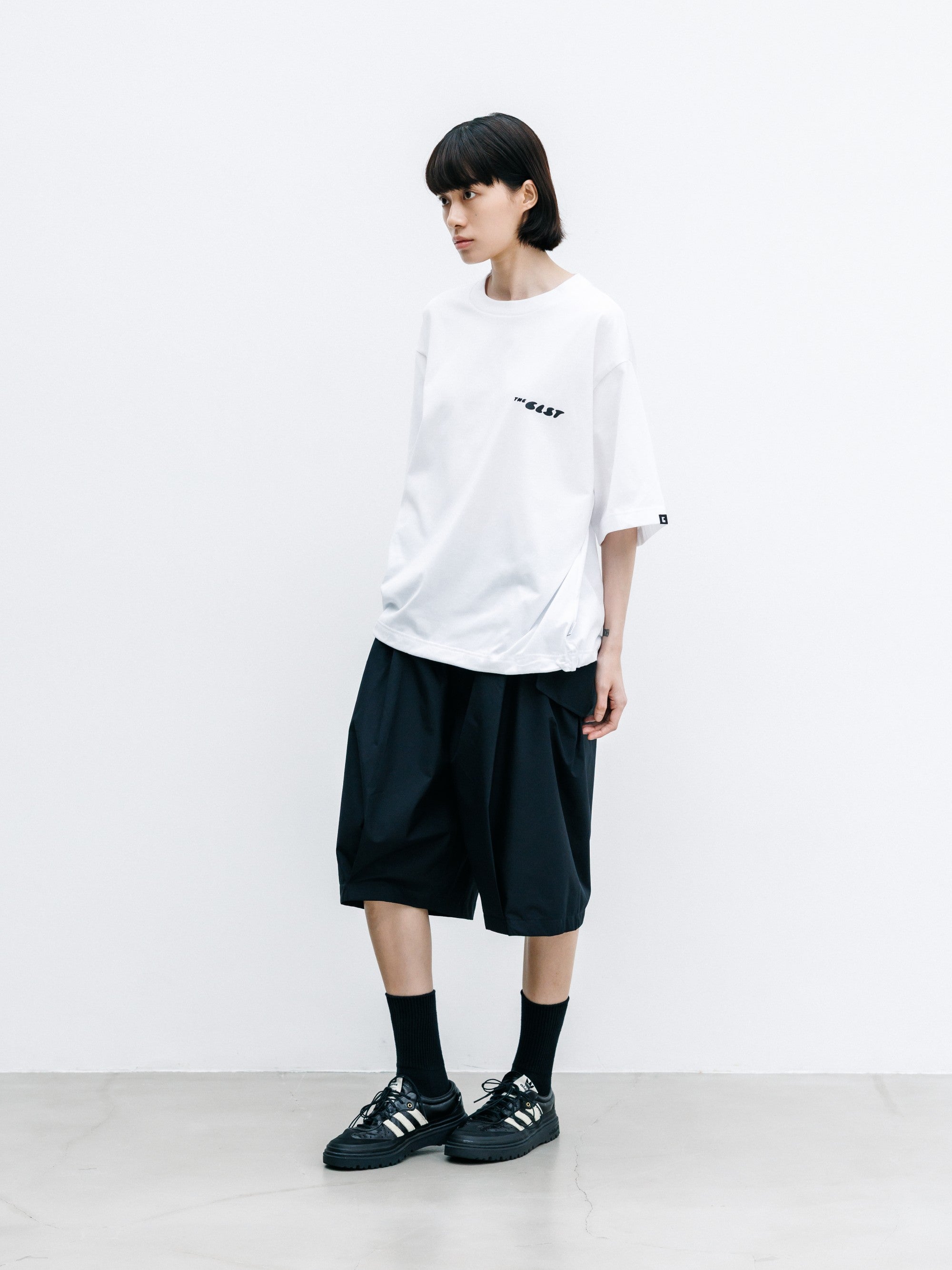 【8.12 WED 20:00- IN STOCK】+phenix WINDSTOPPER® by GORE-TEX LABS CITY FLAP WIDE BALLOON HALF PANTS (BLACK)