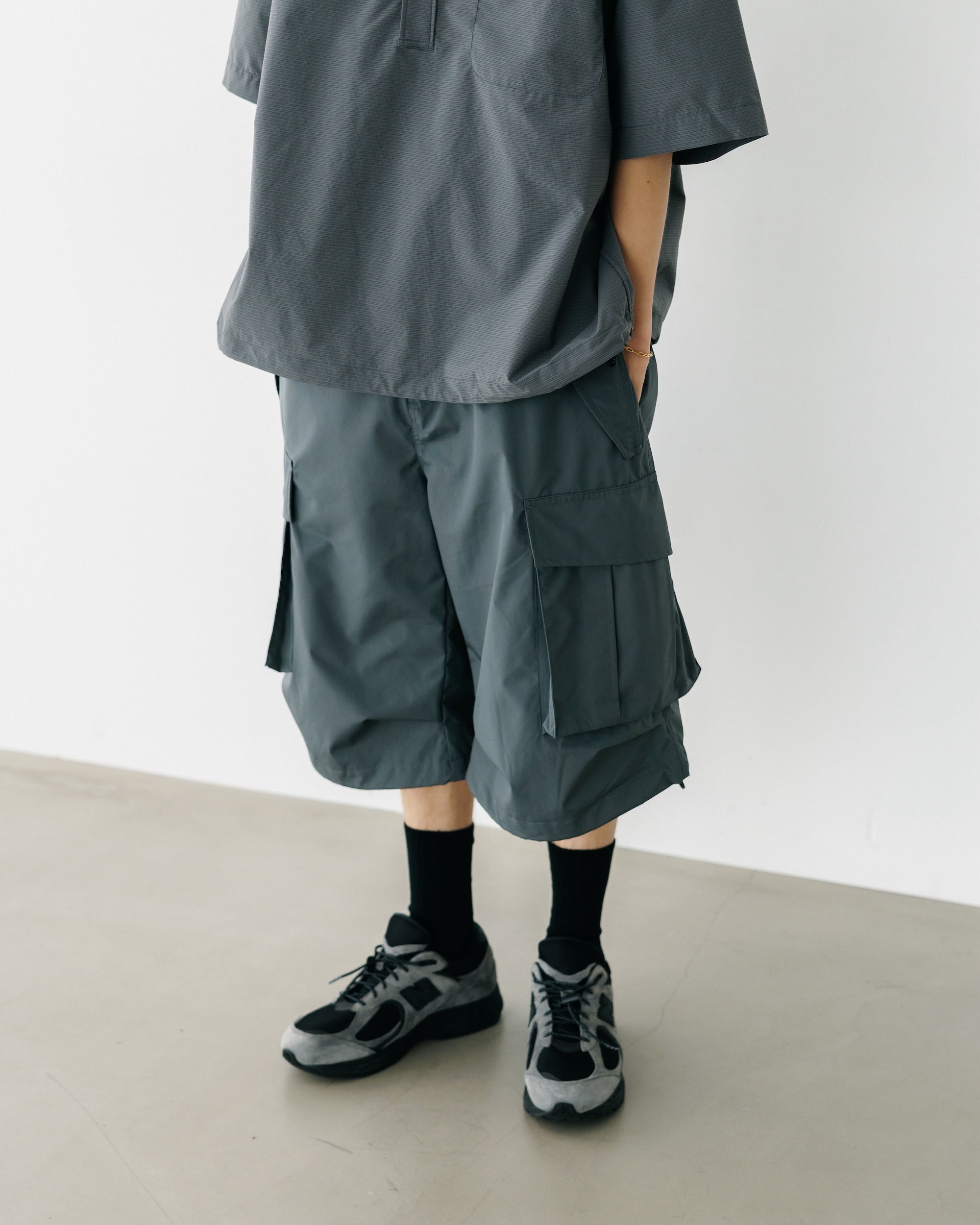 【8.2 SAT 20:00- IN STOCK】+phenix WINDSTOPPER® BY GORE-TEX LABS CITY MILITARY HALF PANTS 003 (GRAPHAITE GRAY)