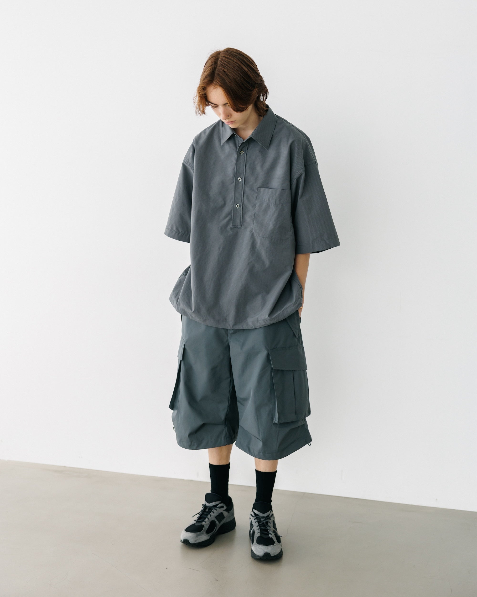 +phenix WINDSTOPPER® BY GORE-TEX LABS CITY MILITARY HALF PANTS 003 (GRAPHAITE GRAY)