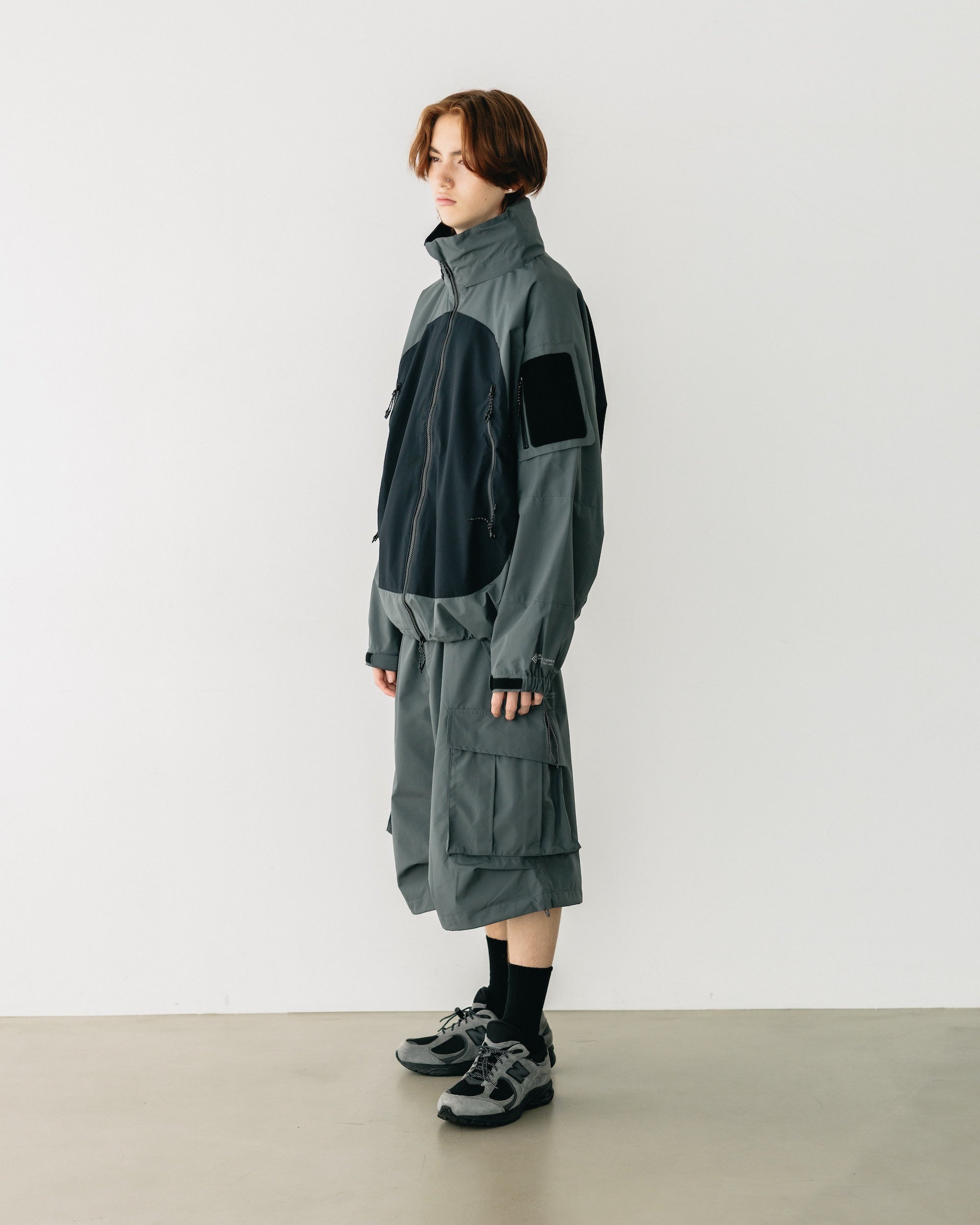 【8.2 SAT 20:00- IN STOCK】+phenix WINDSTOPPER® BY GORE-TEX LABS CITY MILITARY HALF PANTS 003 (GRAPHAITE GRAY)