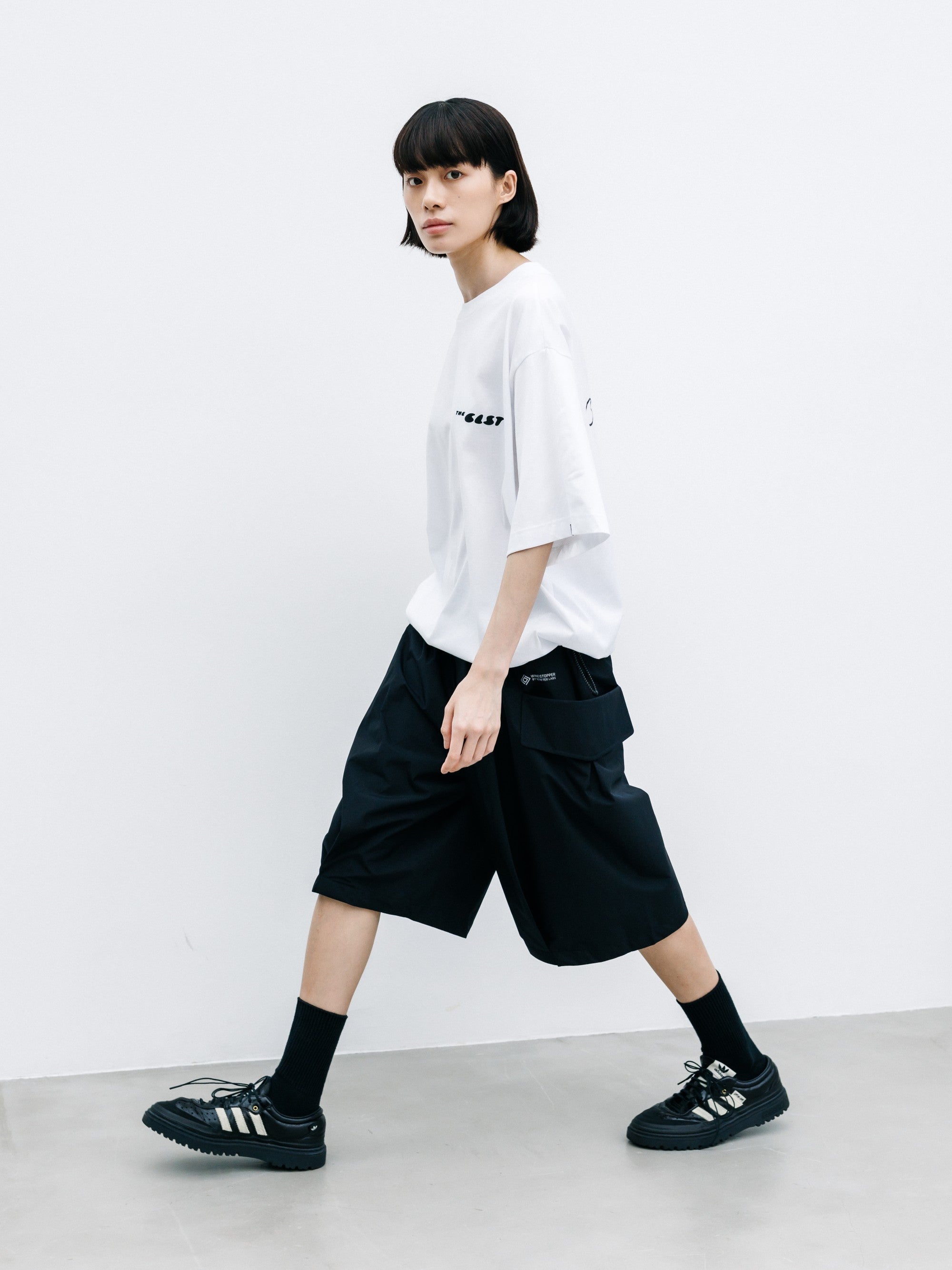 【8.12 WED 20:00- IN STOCK】+phenix WINDSTOPPER® by GORE-TEX LABS CITY FLAP WIDE BALLOON HALF PANTS (BLACK)