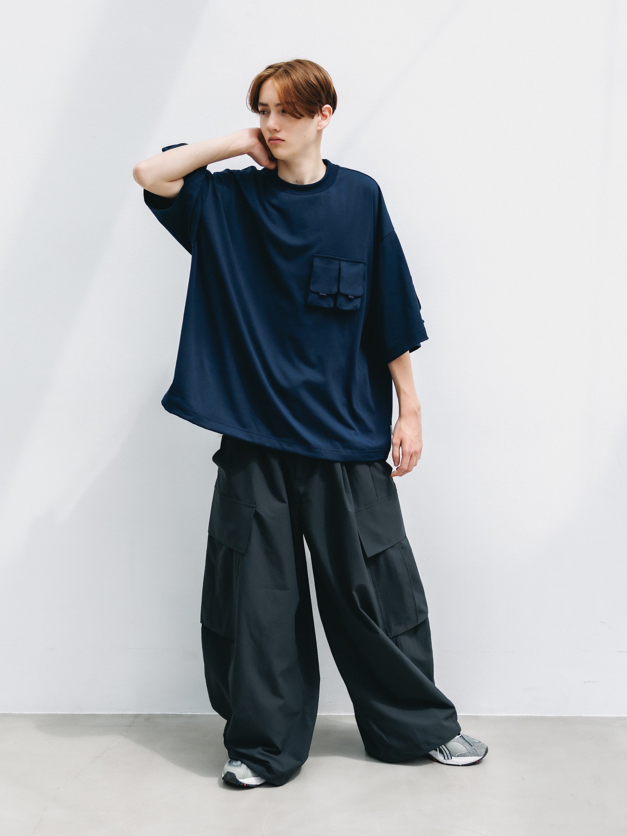 【7.1 WED 20:00- IN STOCK】MULTI POCKET S/S T-SHIRT (NAVY)