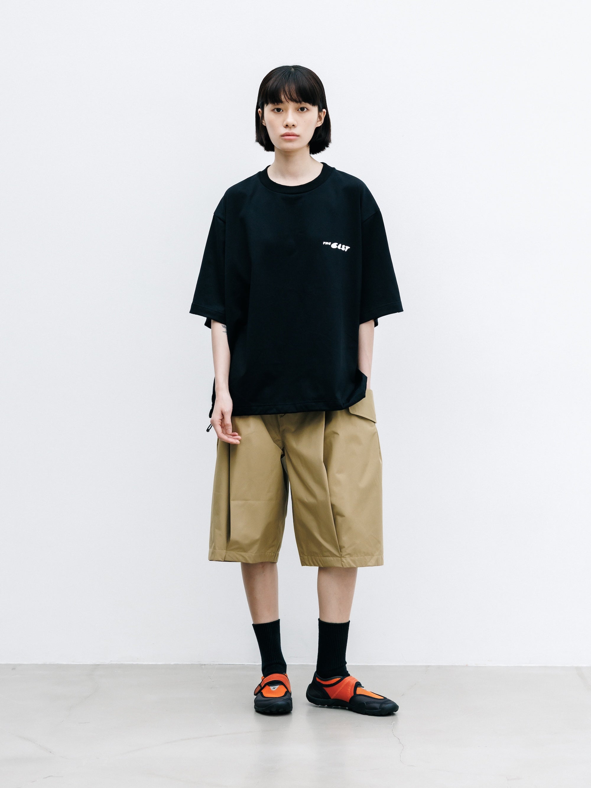 【8.1 SAT 20:00- IN STOCK】"CLST" LOGO PRINT S/S T-SHIRT WITH DRAWSTRINGS (BLACK)
