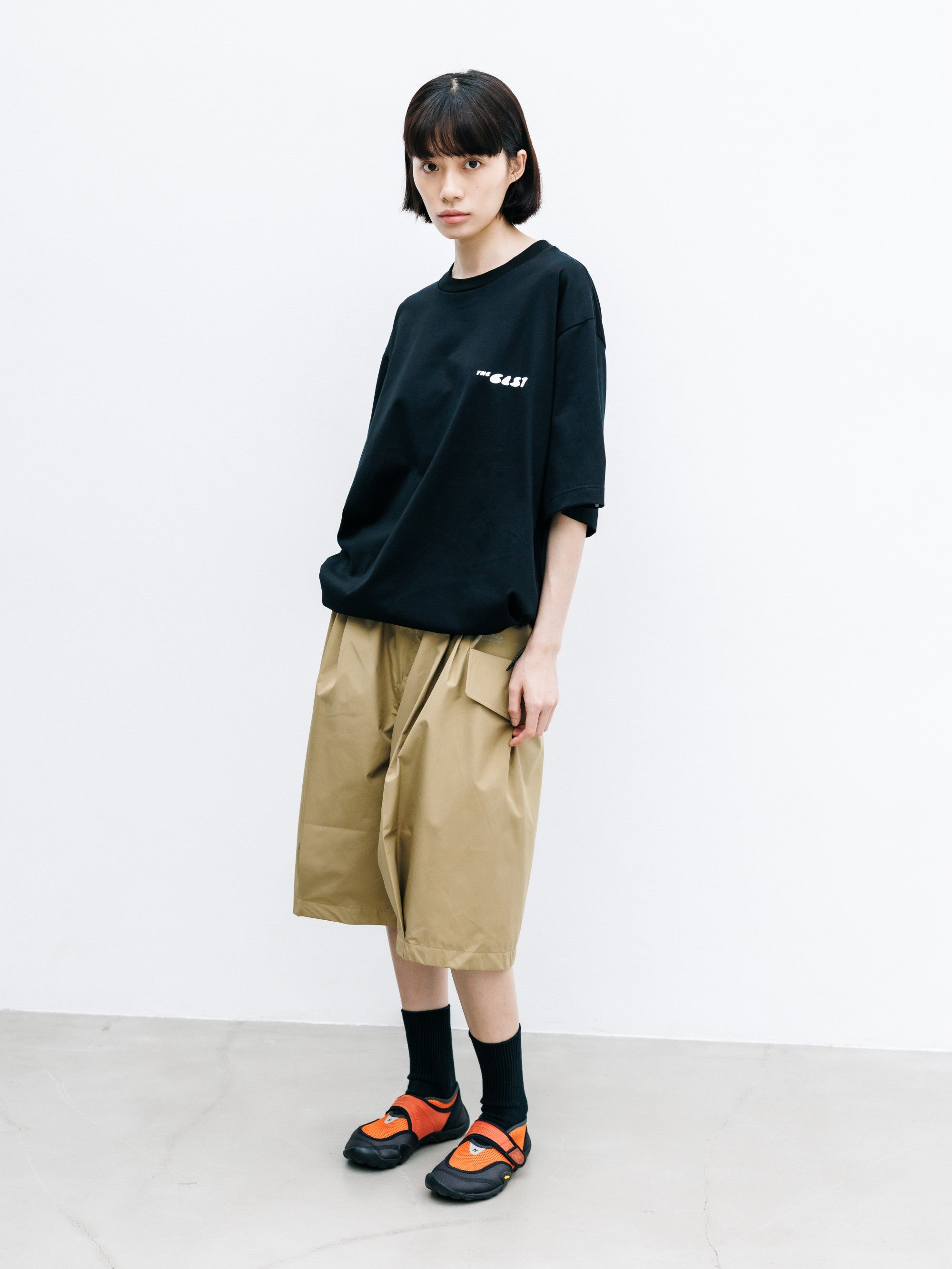 【8.12 WED 20:00- IN STOCK】+phenix WINDSTOPPER® by GORE-TEX LABS CITY FLAP WIDE BALLOON HALF PANTS (CAMEL BEIGE)