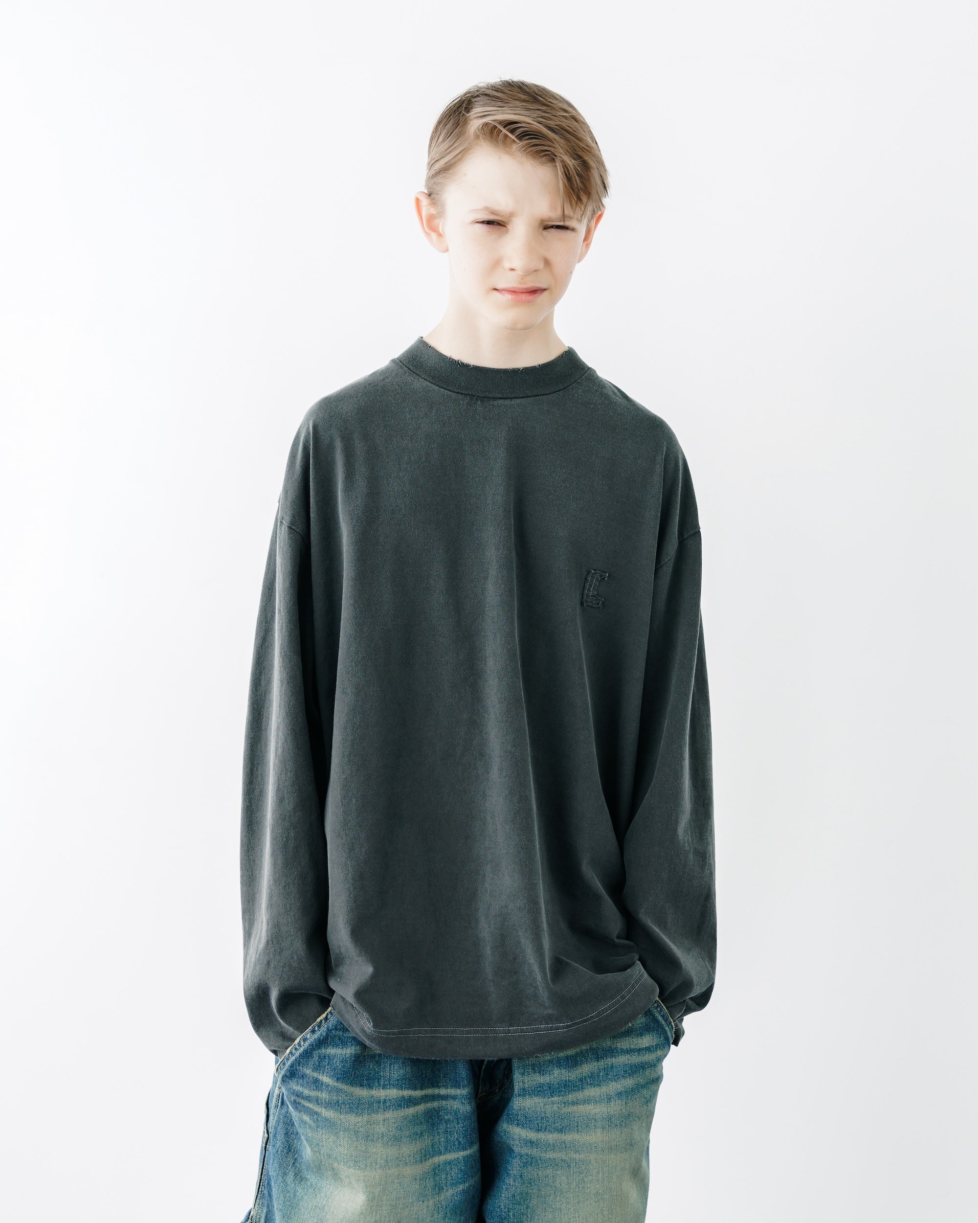 "C"PIGMENT DYED L/S T-SHIRT WITH DRAWSTRINGS