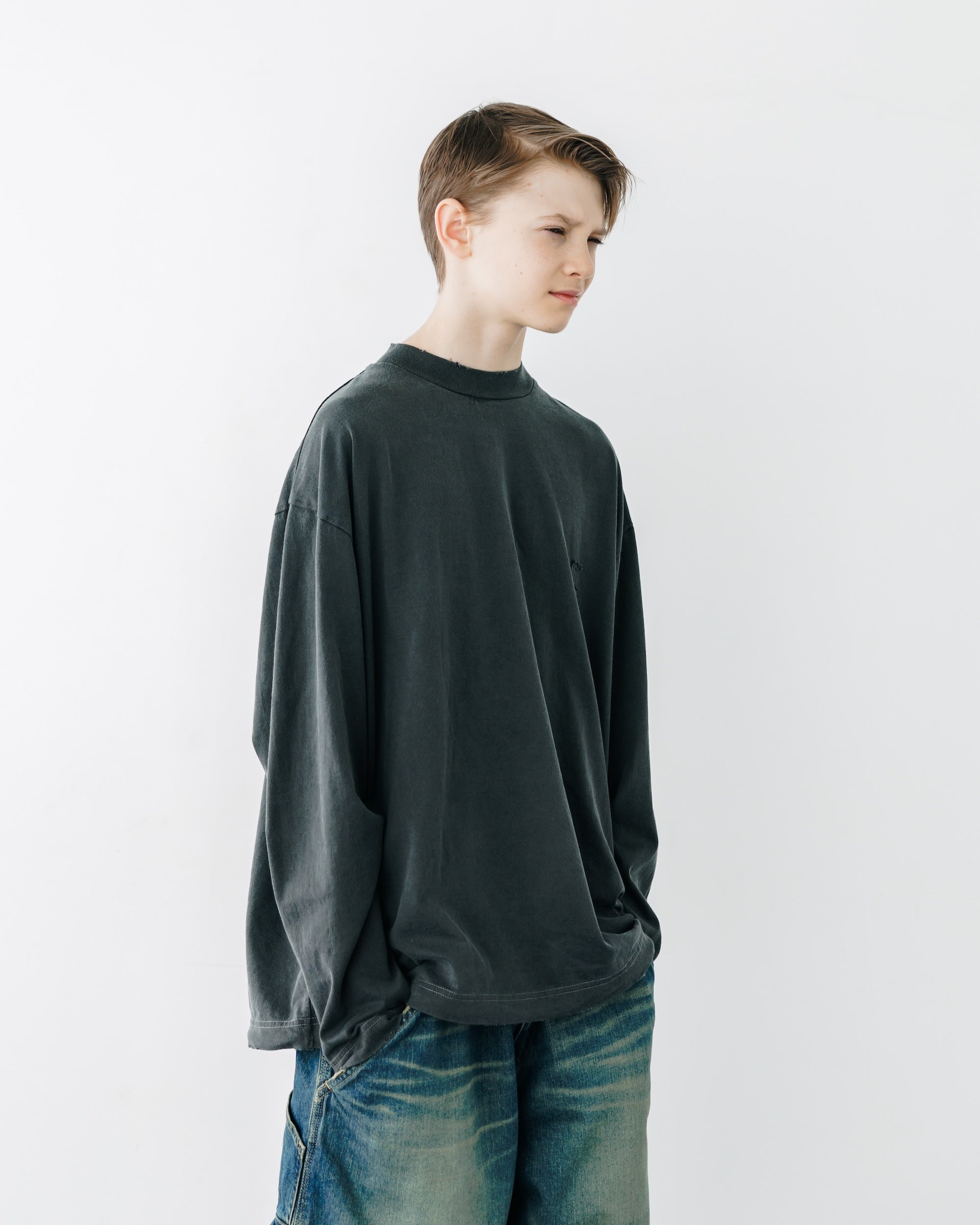 "C"PIGMENT DYED L/S T-SHIRT WITH DRAWSTRINGS