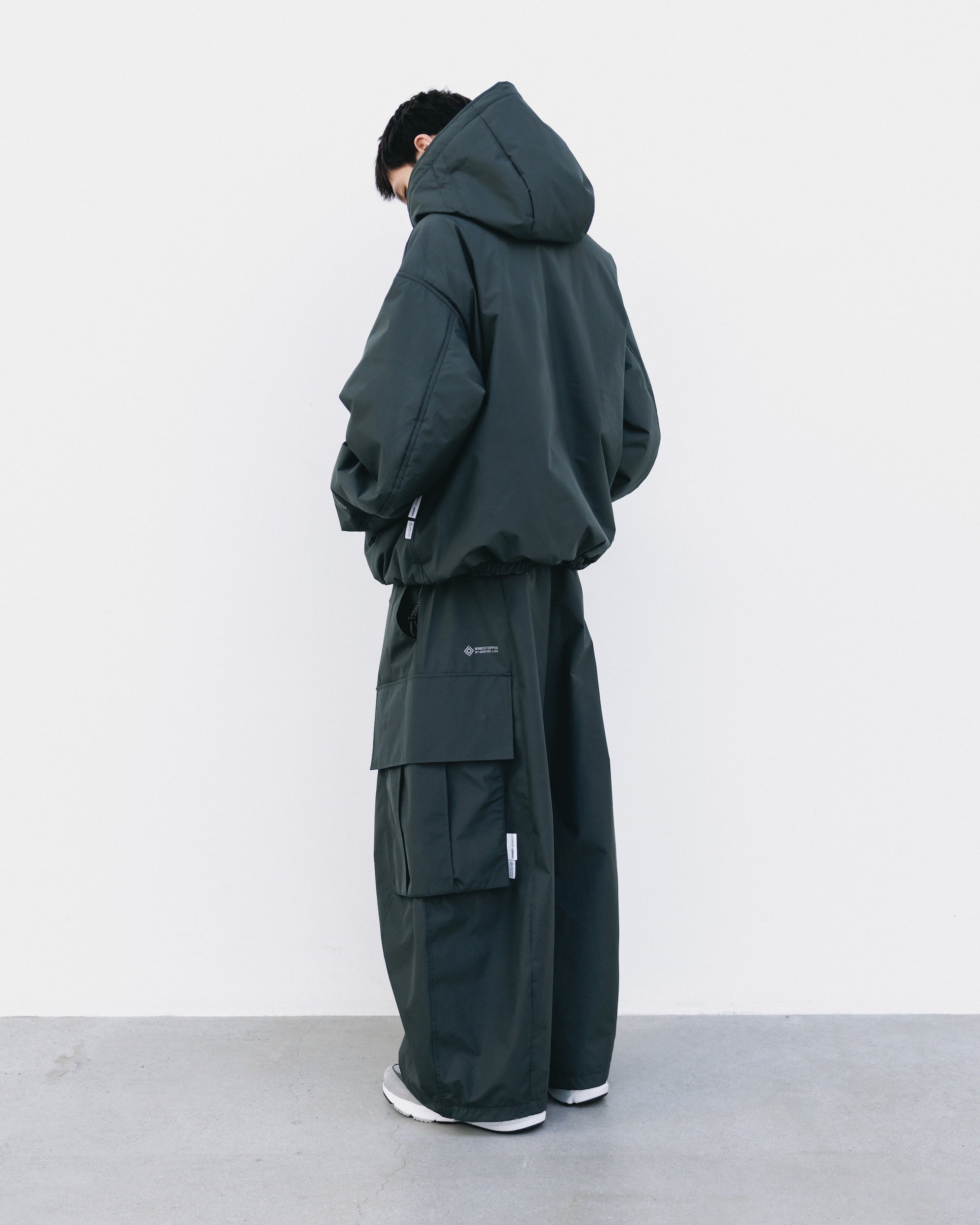 【7.1 WED 20:00- IN STOCK】+phenix WINDSTOPPER® by GORE-TEX LABS CITY MEGA POCKET BALLOON CARGO PANTS (ASPHALT GRAY)
