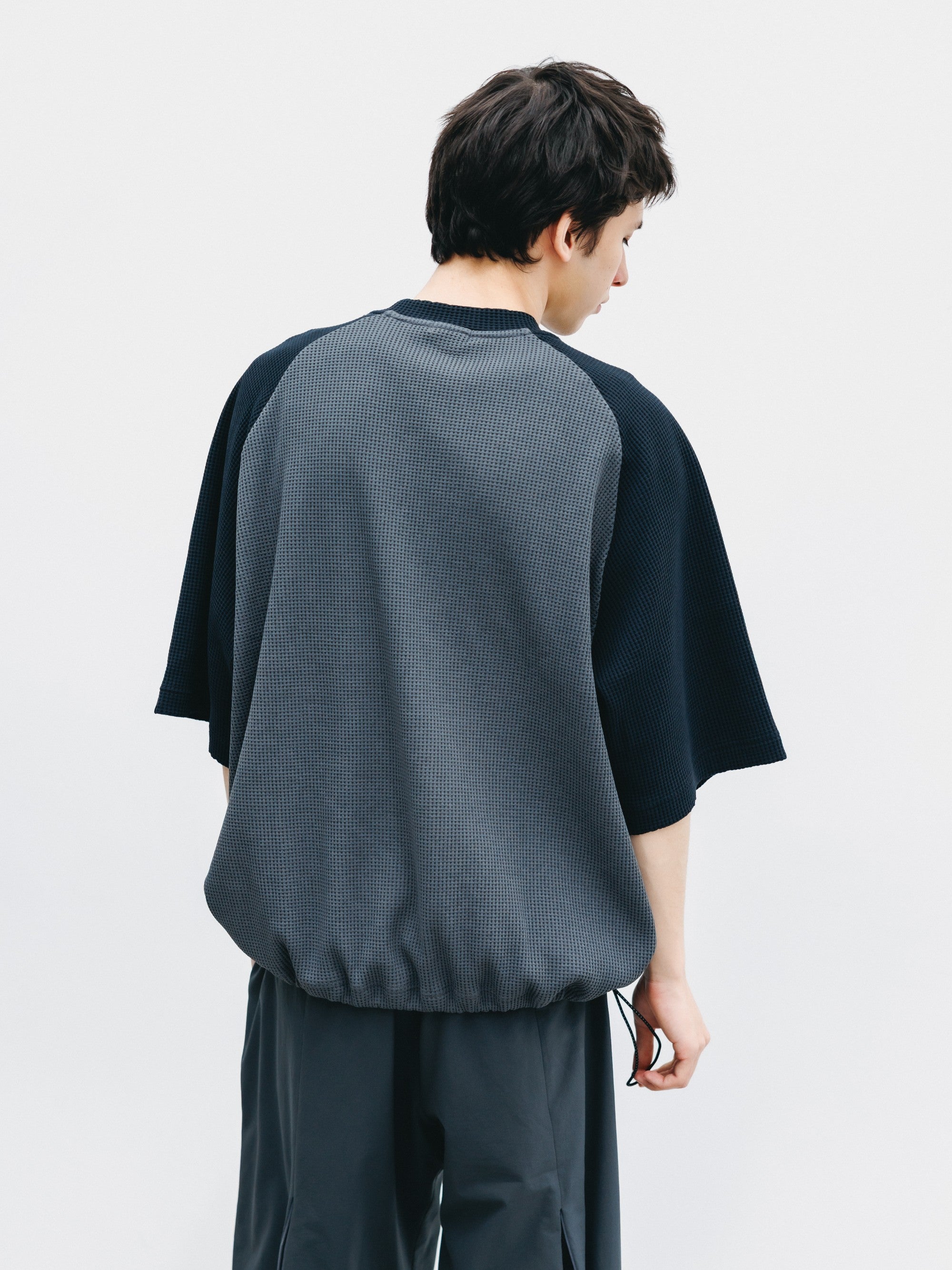 【6.3 WED 20:00- IN STOCK】CITY LIGHT THERMAL RAGLAN S/S T-SHIRT WITH DRAWSTRINGS (GRAY×BLACK)