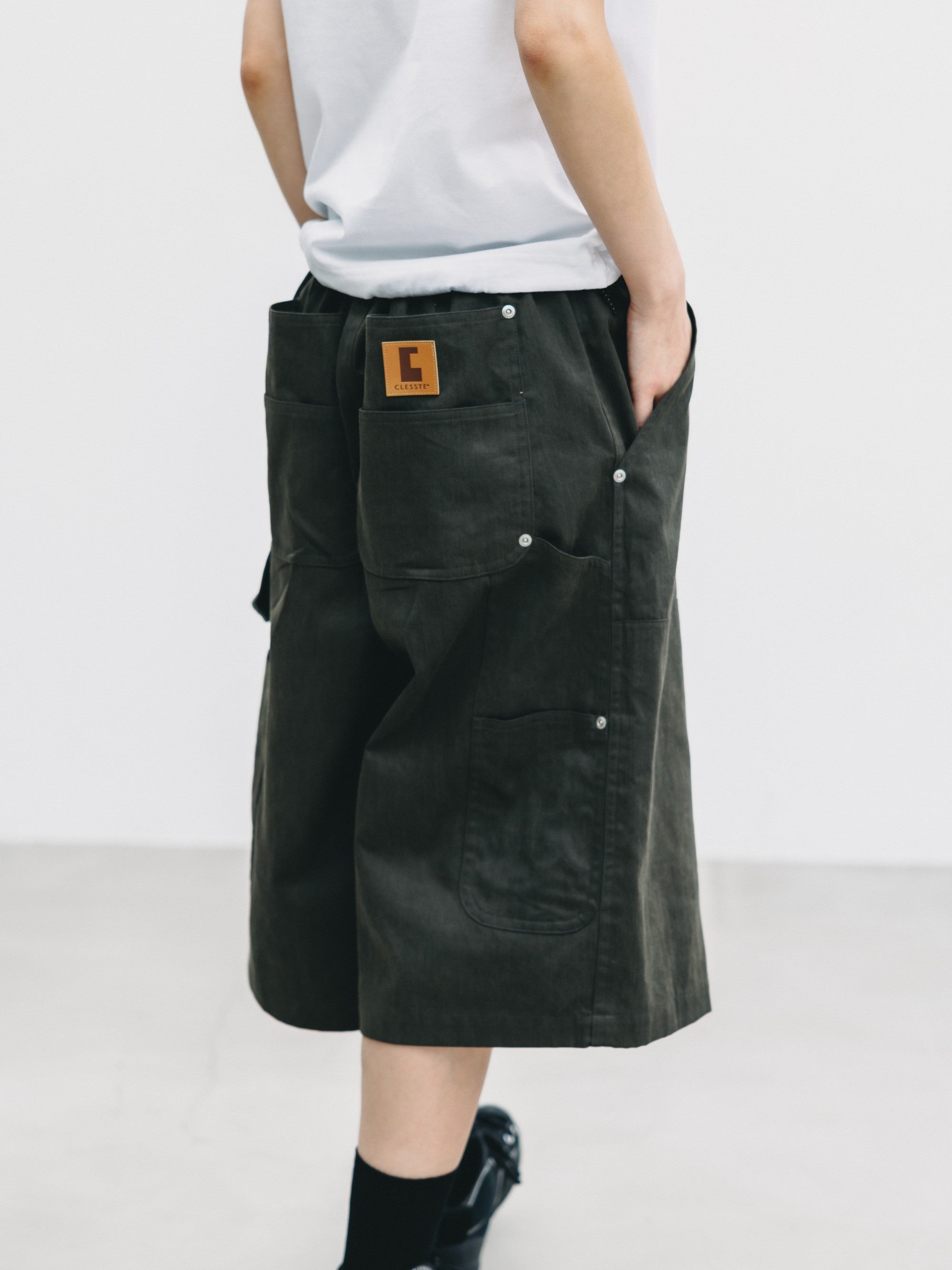 【7.4 SAT 20:00- IN STOCK】VINTAGE EFFECT DOUBLE KNEE WORKER BAGGY HALF PANTS (BLACK)