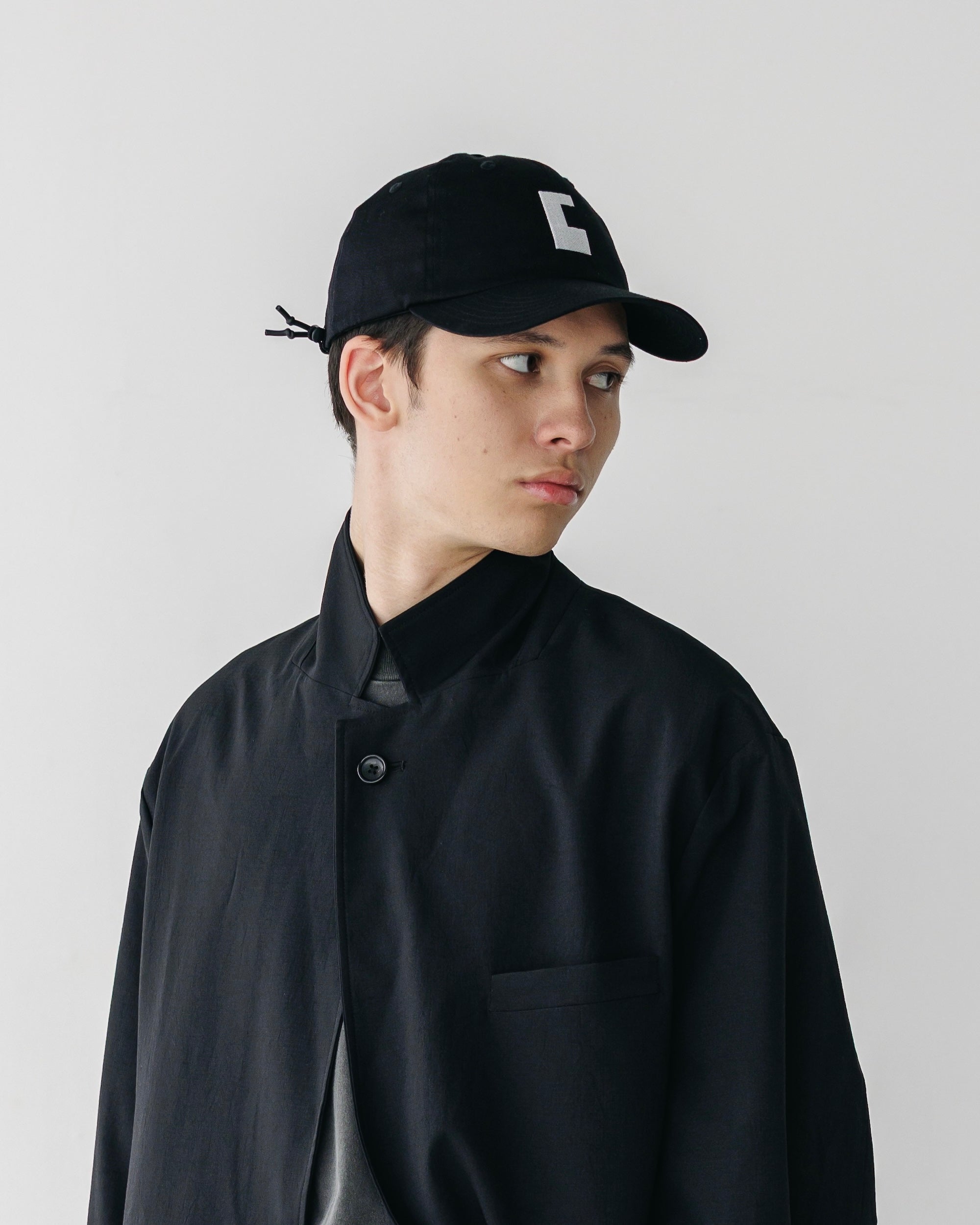 "C"ACTIVE CITY CAP 003 (BLACK×WHITE)