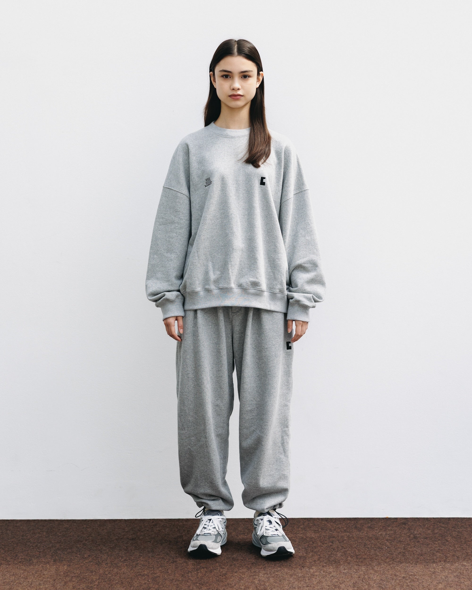 【10.15 WED 20:00- IN STOCK】"C"SWEATSHIRT FOR YGM (GRAY)