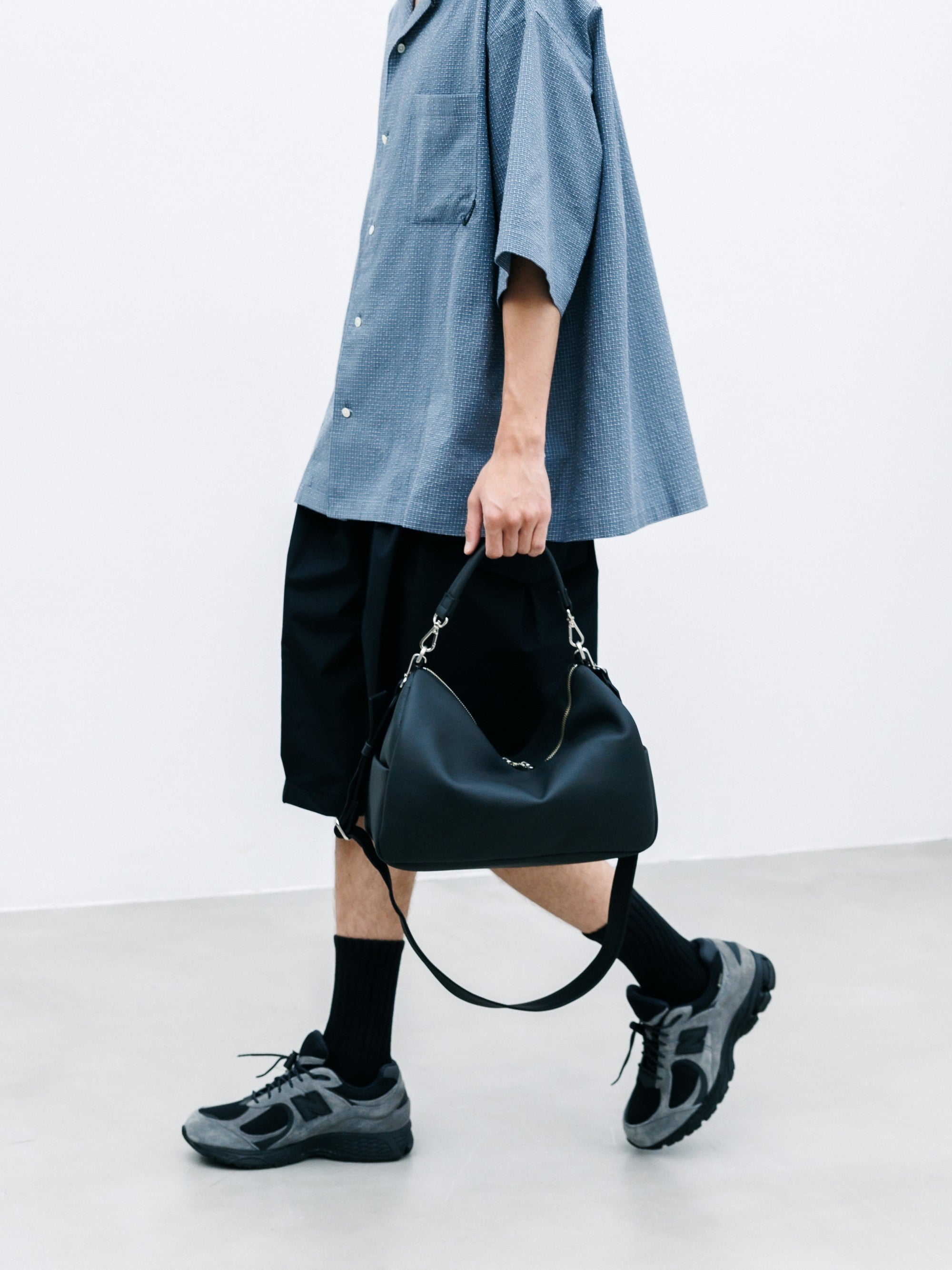 【8.15 SAT 20:00- IN STOCK】GRAIN LEATHER DAYOFF BAG (BLACK)