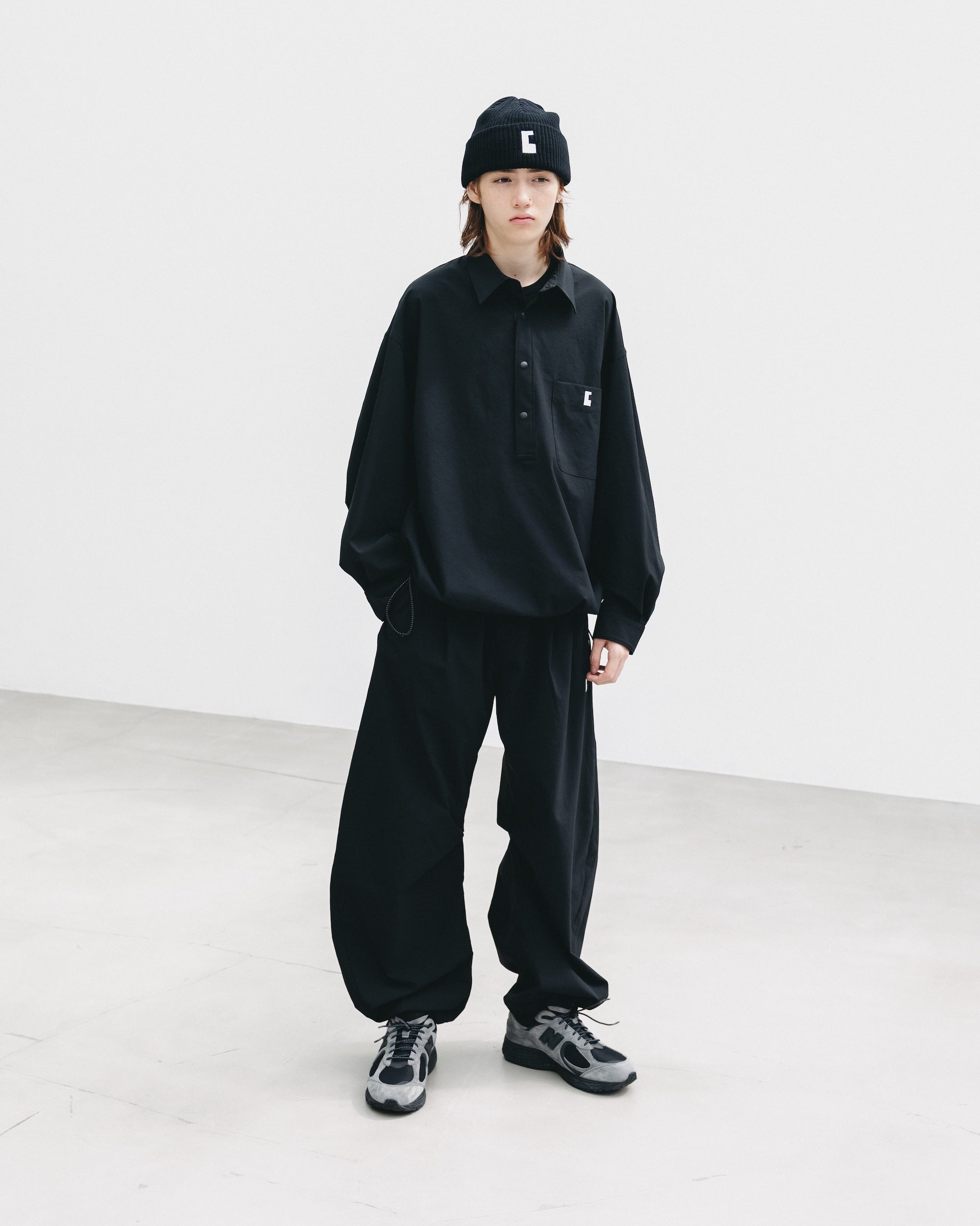【9.20 SAT 20:00- IN STOCK】CITY UNIFORM BARREL LEG EASY PANTS (BLACK)