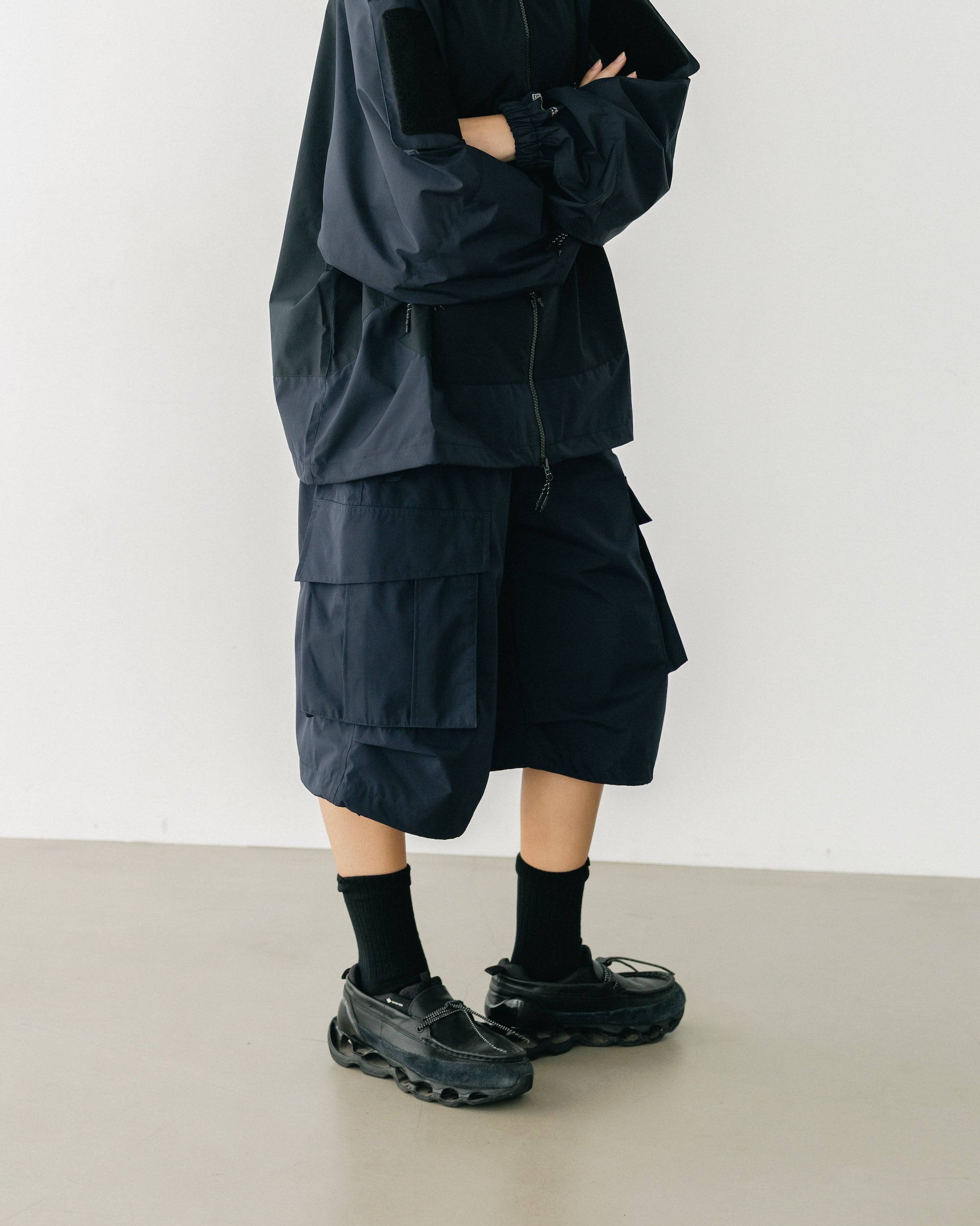 +phenix WINDSTOPPER® BY GORE-TEX LABS CITY MILITARY HALF PANTS 003 (BLACK)