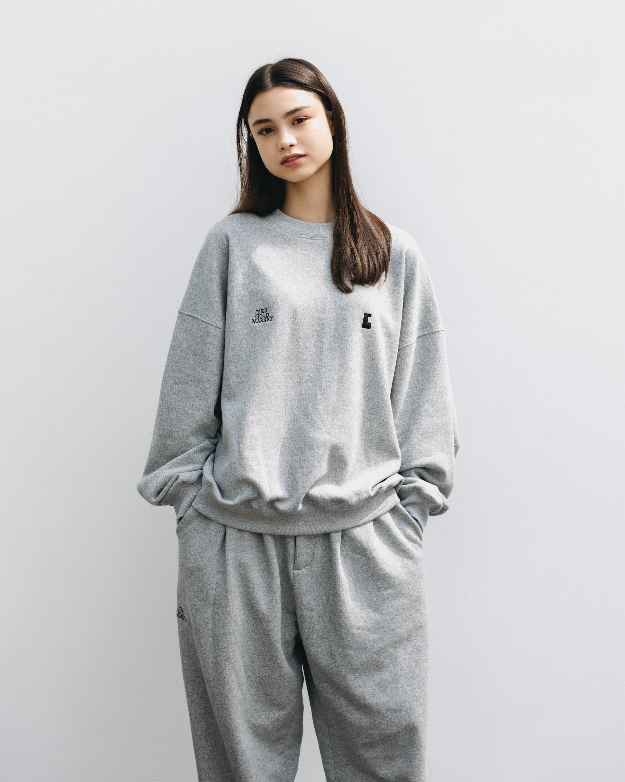 【10.15 WED 20:00- IN STOCK】"C"SWEATSHIRT FOR YGM (GRAY)