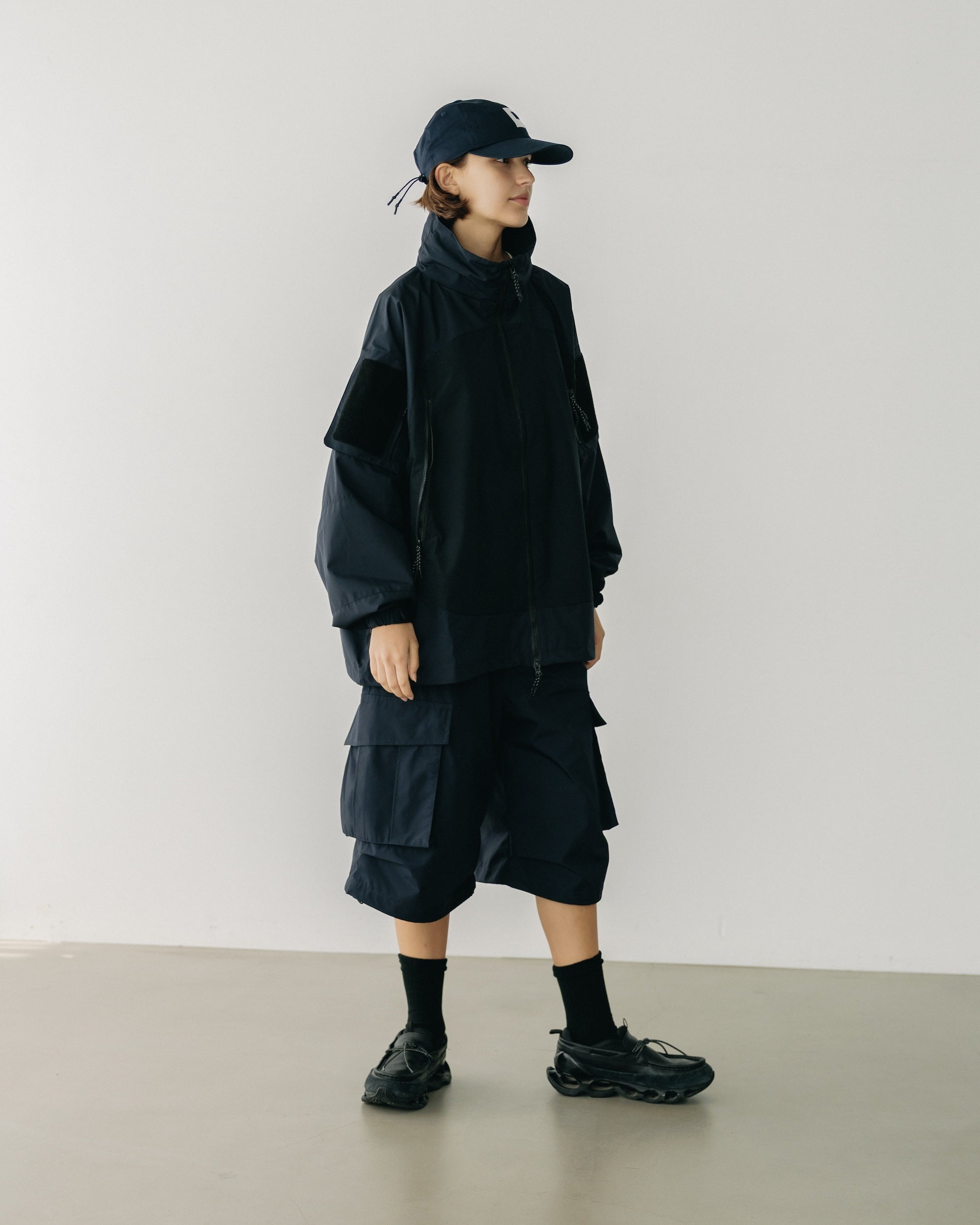 +phenix WINDSTOPPER® BY GORE-TEX LABS CITY MILITARY HALF PANTS 003 (BLACK)