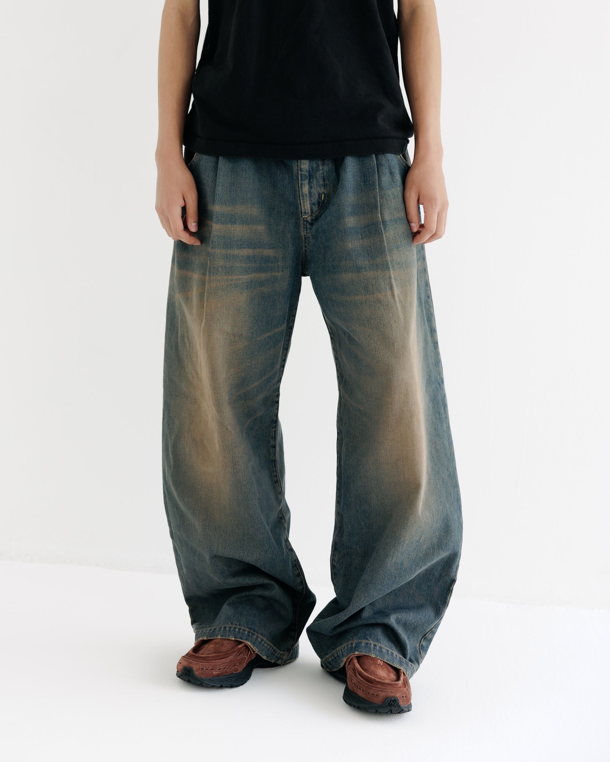 【8.30 SAT 20:00- IN STOCK】VINTAGE DYED SELVEDGE DENIM WIDE PANTS (VINTAGE BROWN)