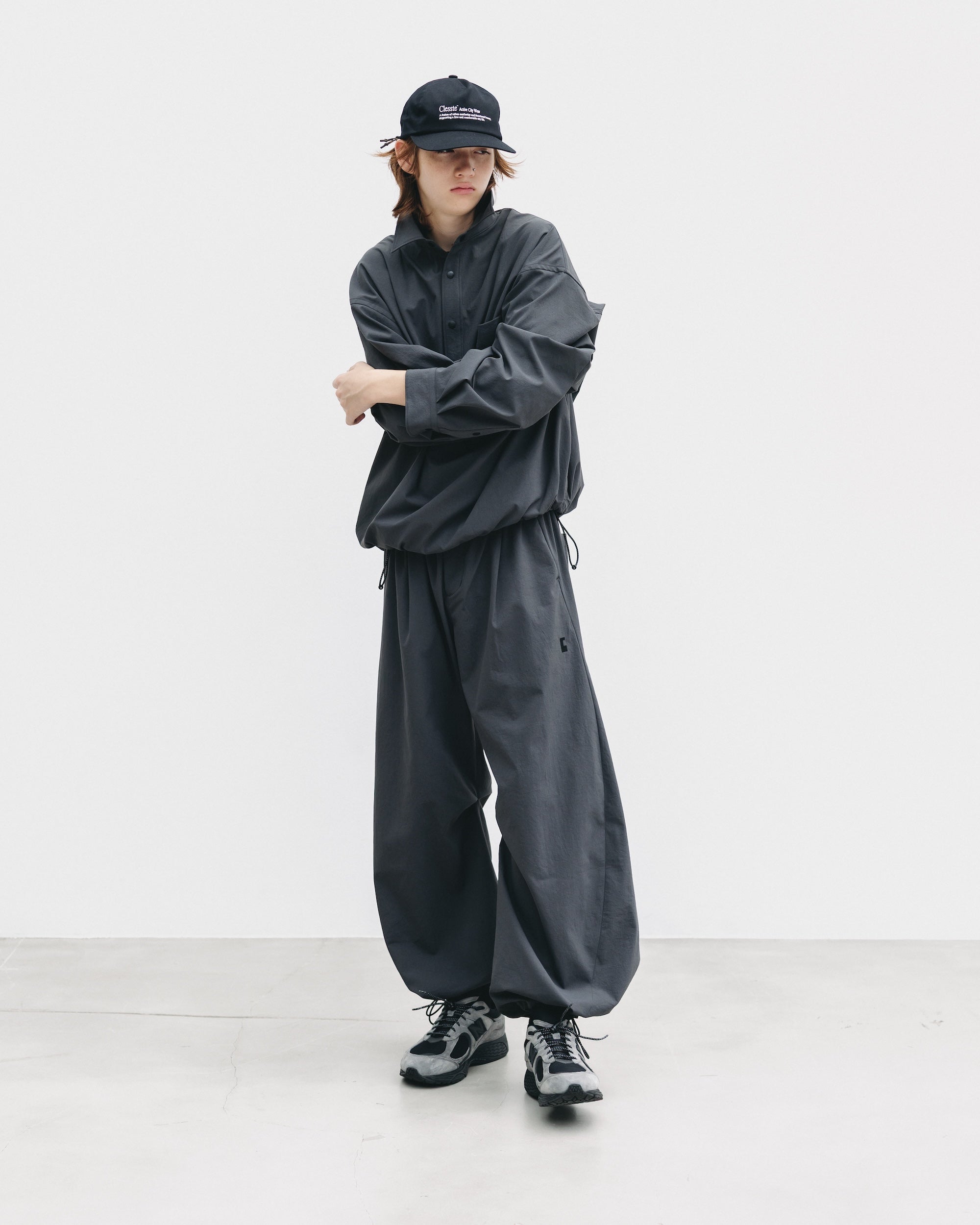 【9.20 SAT 20:00- IN STOCK】CITY UNIFORM BARREL LEG EASY PANTS (GRAY)