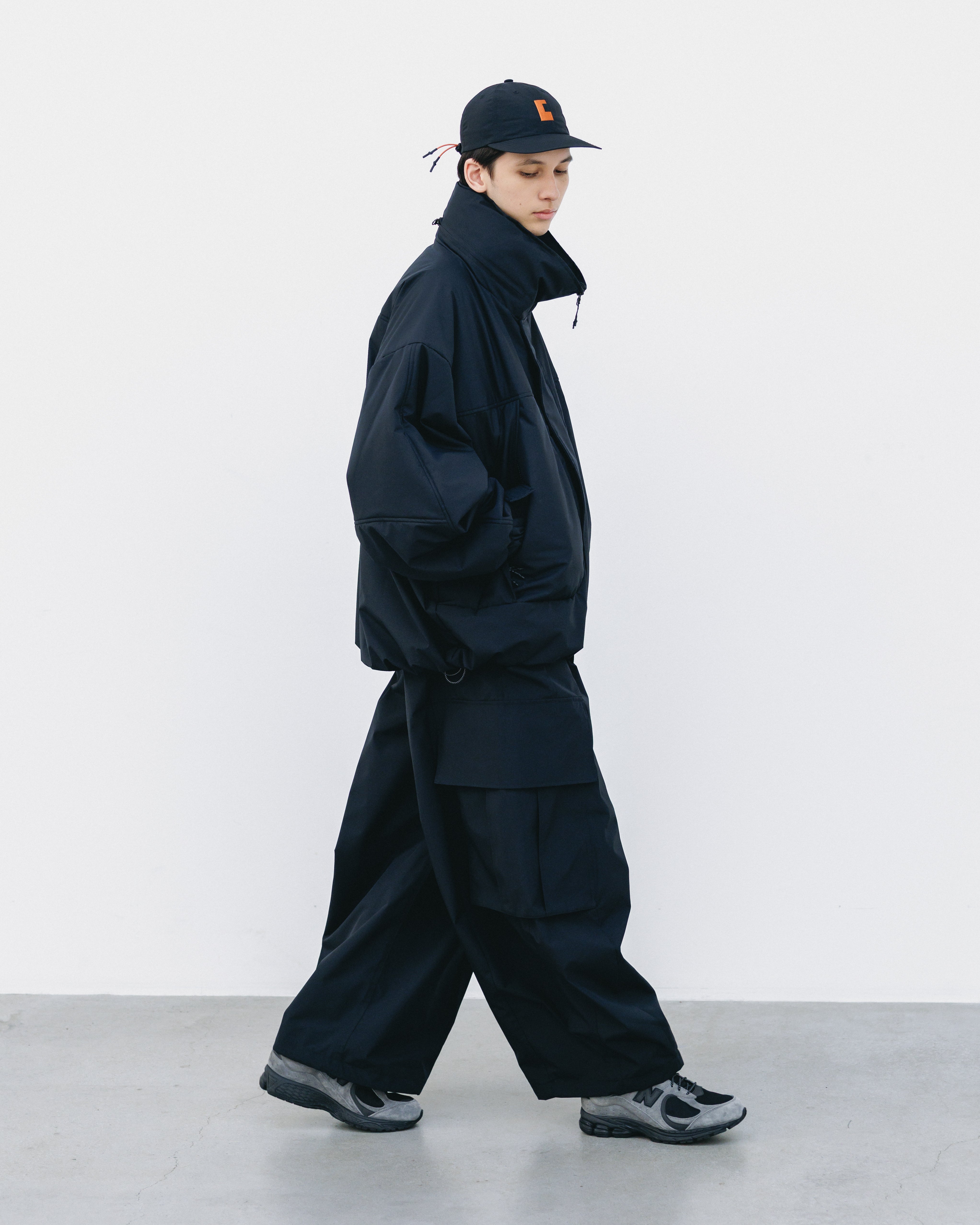 +phenix WINDSTOPPER® by GORE-TEX LABS CITY MEGA POCKET BALLOON CARGO PANTS (BLACK)