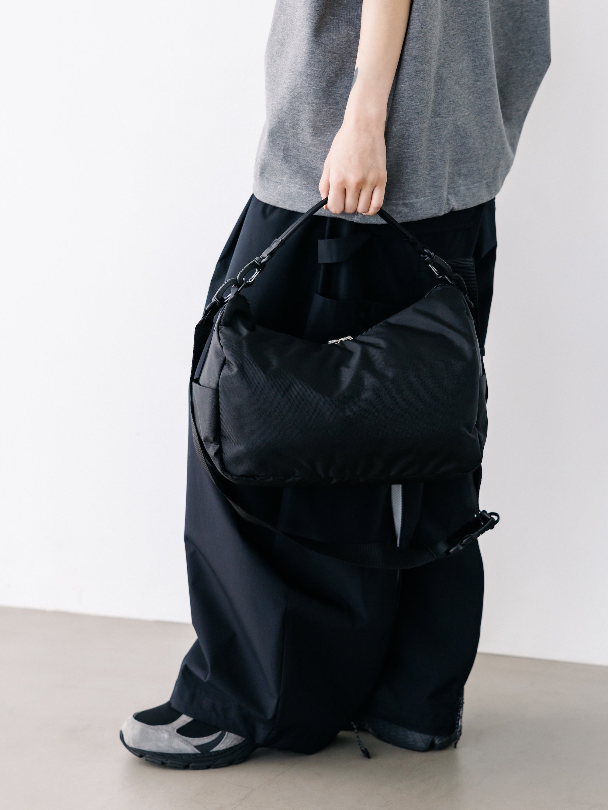 DAYOFF BAG (BLACK)