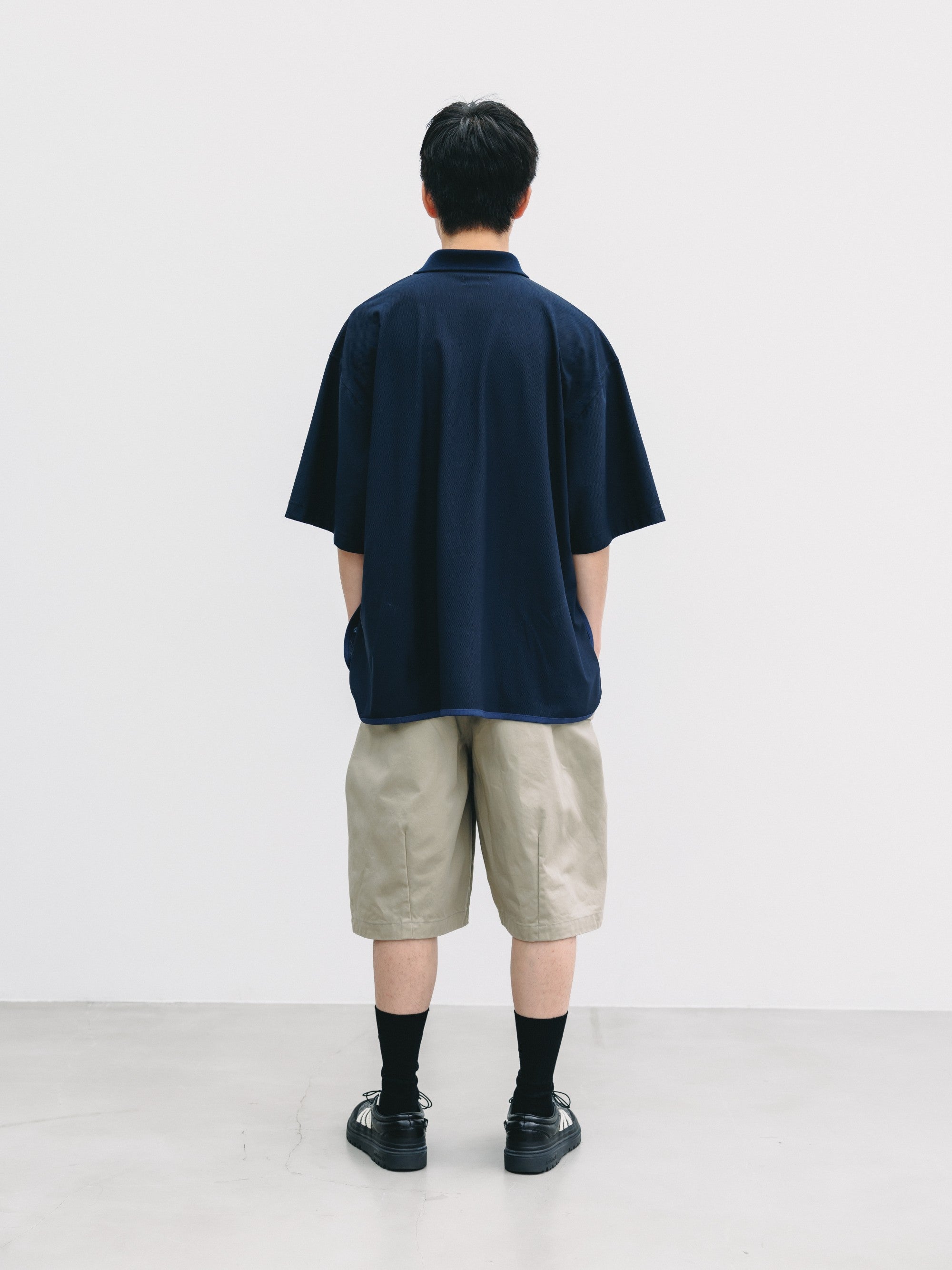 【6.24 WED 20:00- IN STOCK】TECH TEXTURED CITY S/S POLO (NAVY)