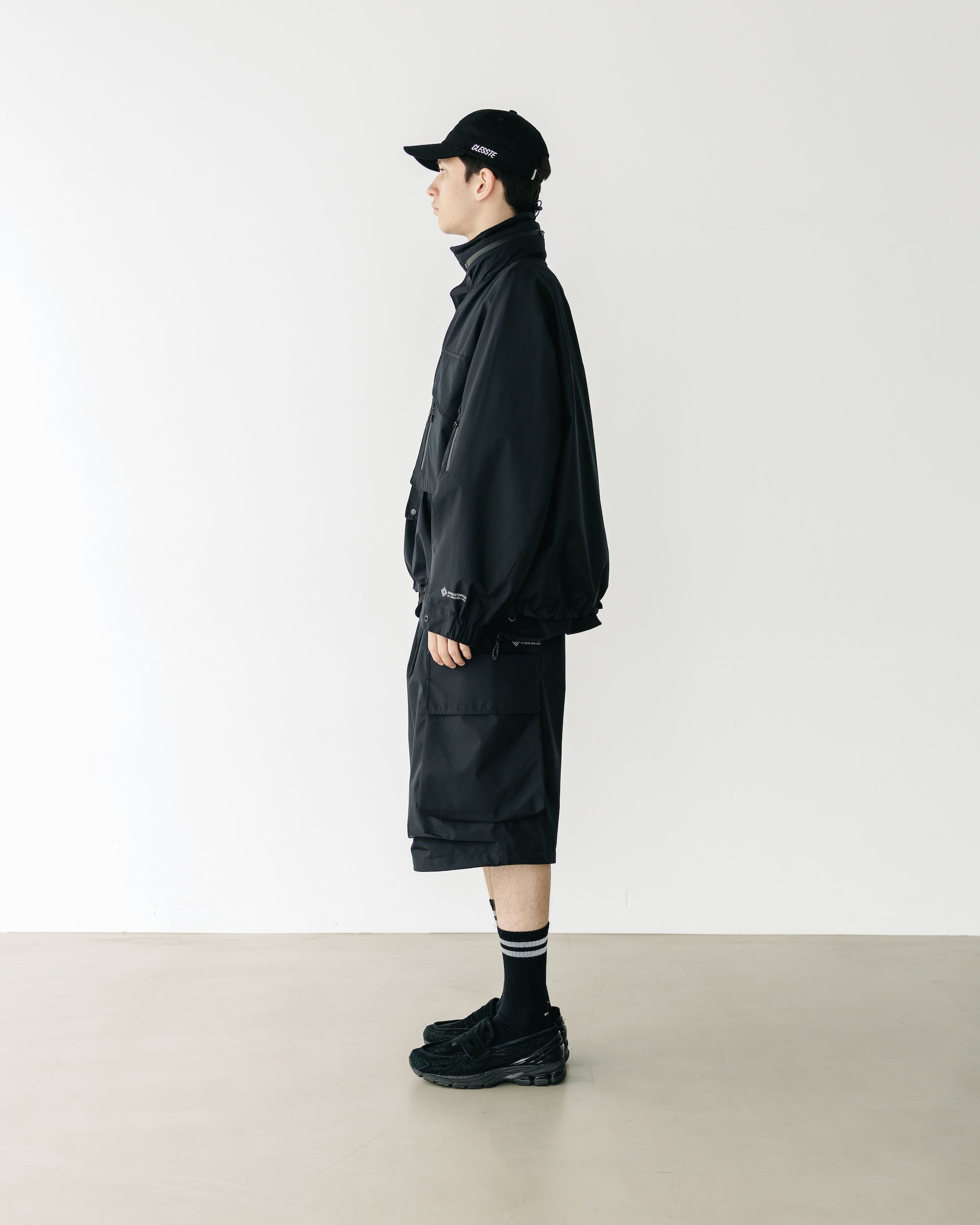 +phenix WINDSTOPPER® by GORE-TEX LABS CITY MILITARY HALF PANTS 001 (BLACK)