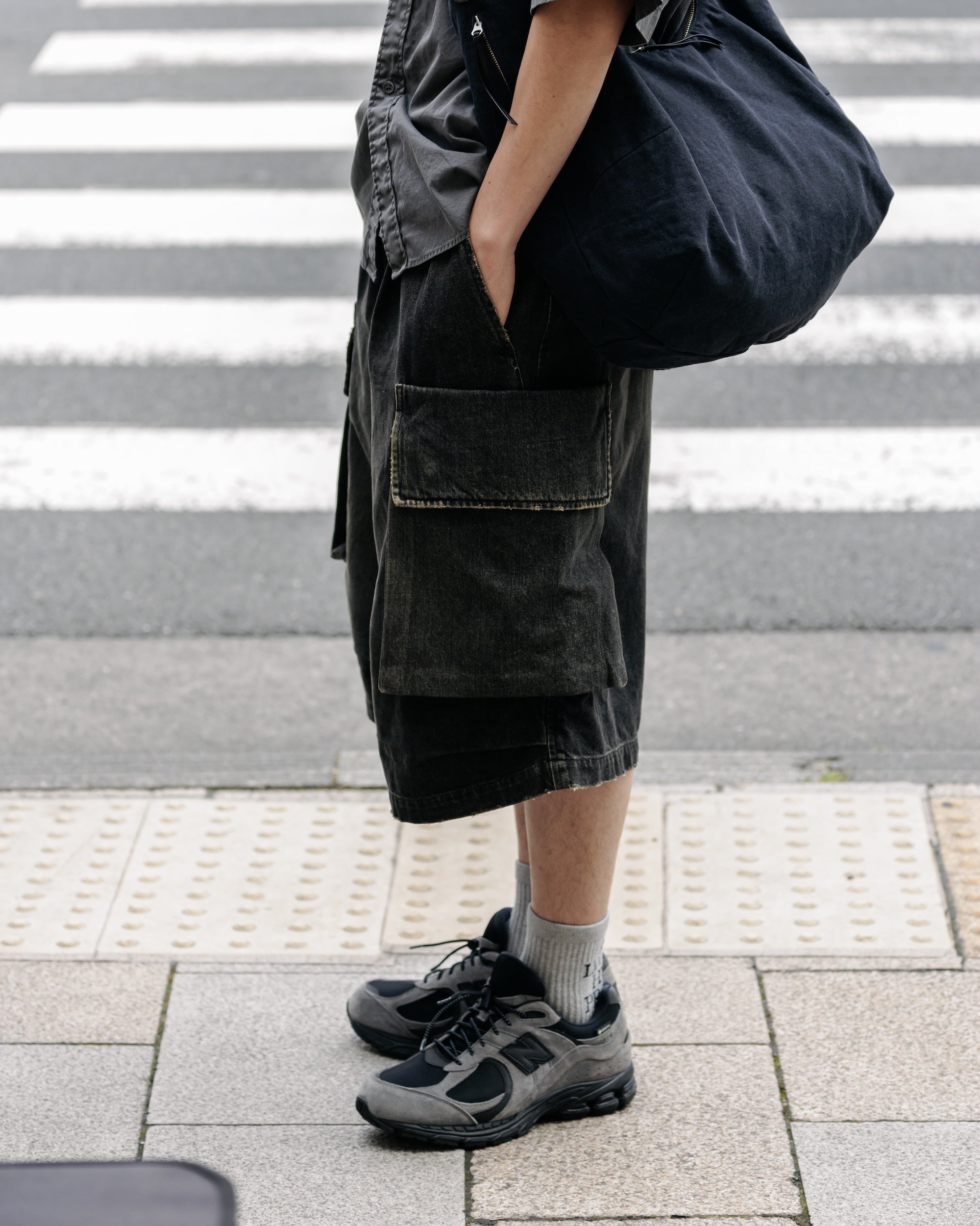 【3.18 WED 20:00- IN STOCK】VINTAGE DYED SELVEDGE DENIM CITY MILITARY HALF PANTS (VINTAGE BLACK)