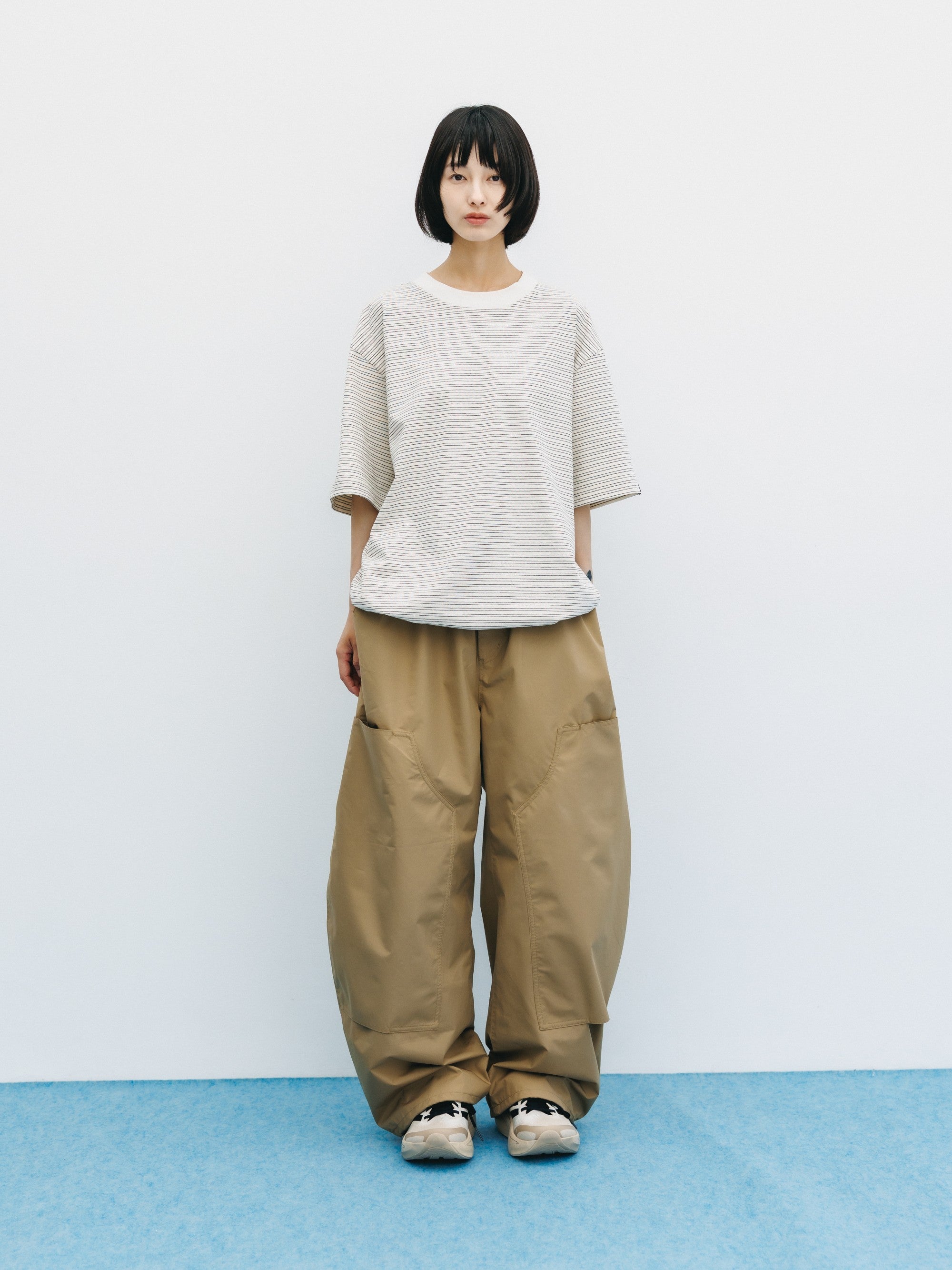 【7.4 SAT 20:00- IN STOCK】MICRO STRIPE S/S T-SHIRT WITH DRAWSTRINGS (IVORY)