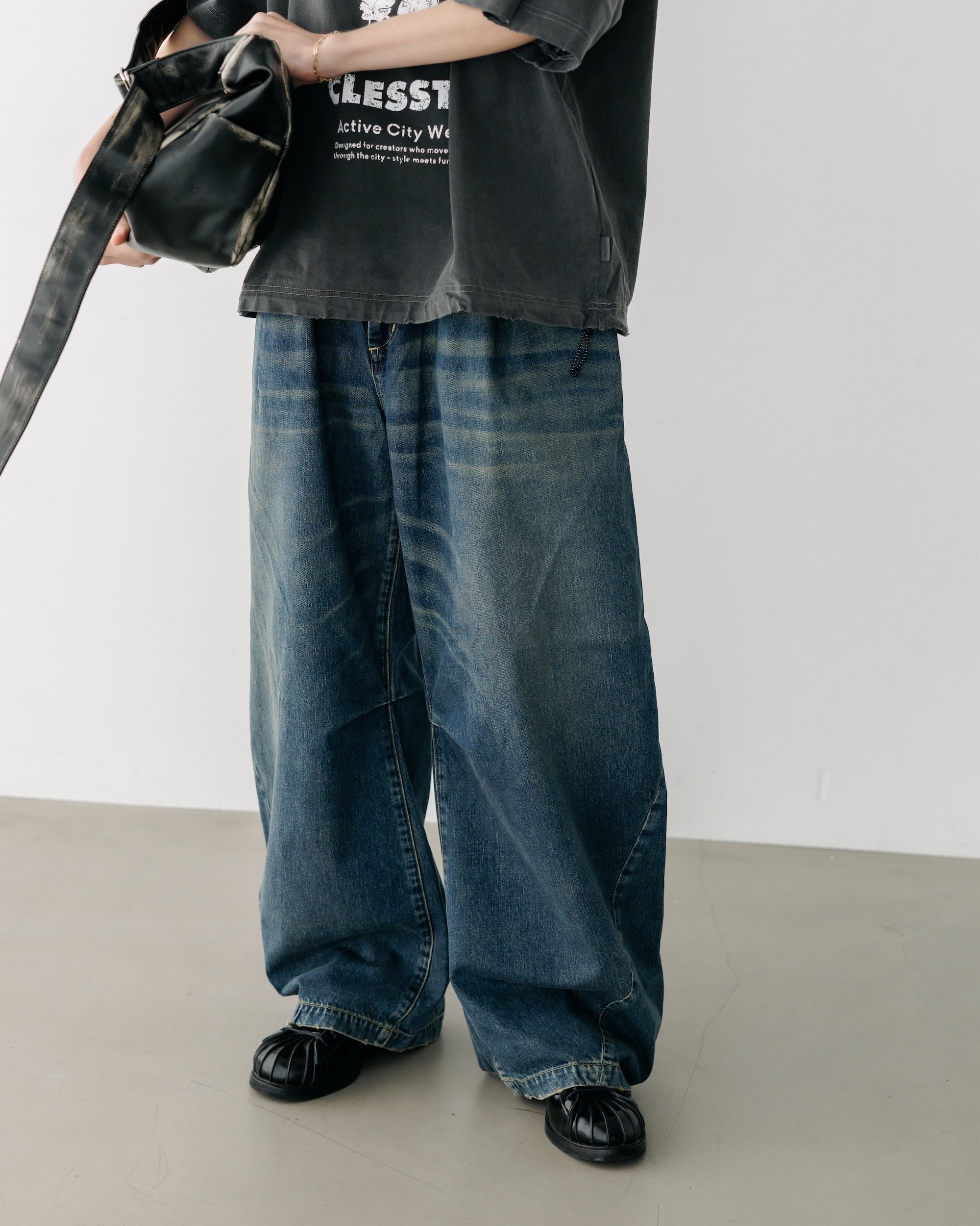 【10.1 WED 20:00- IN STOCK】VINTAGE DYED SELVEDGE DENIM BARREL LEG PANTS (VINTAGE INDIGO)