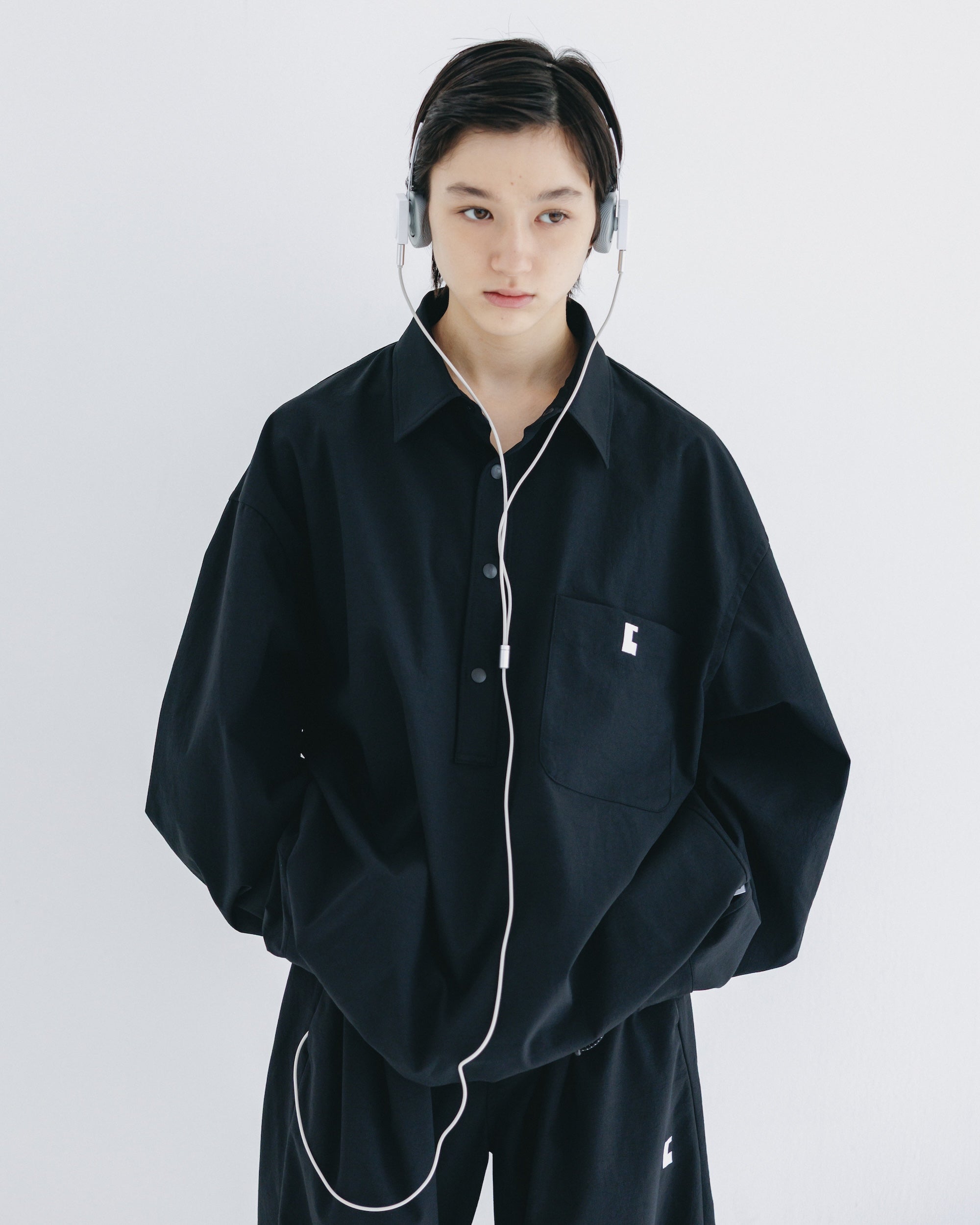 【9.20 SAT 20:00- IN STOCK】CITY UNIFORM L/S PULLOVER SHIRT (BLACK)