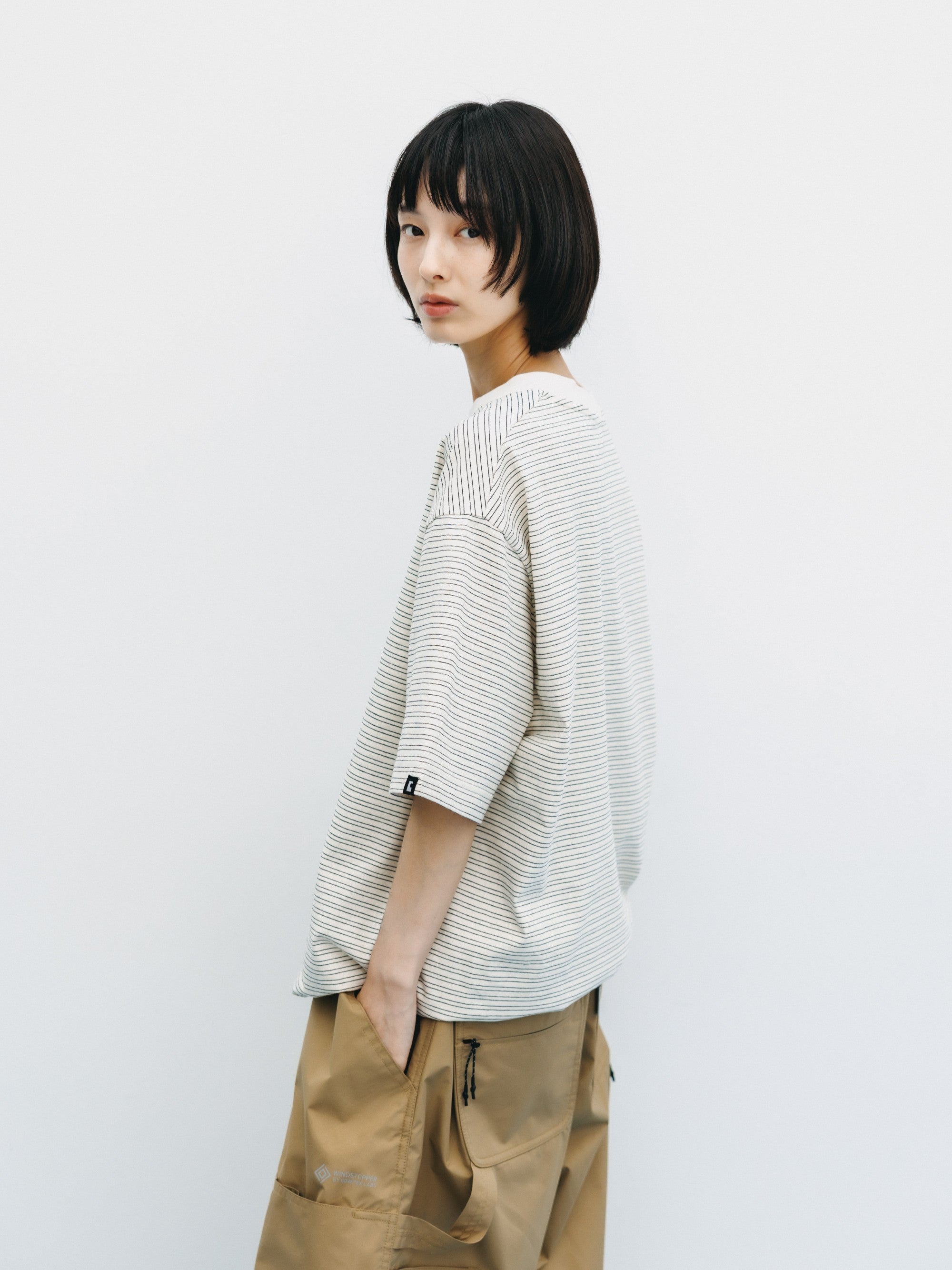 【7.4 SAT 20:00- IN STOCK】MICRO STRIPE S/S T-SHIRT WITH DRAWSTRINGS (IVORY)