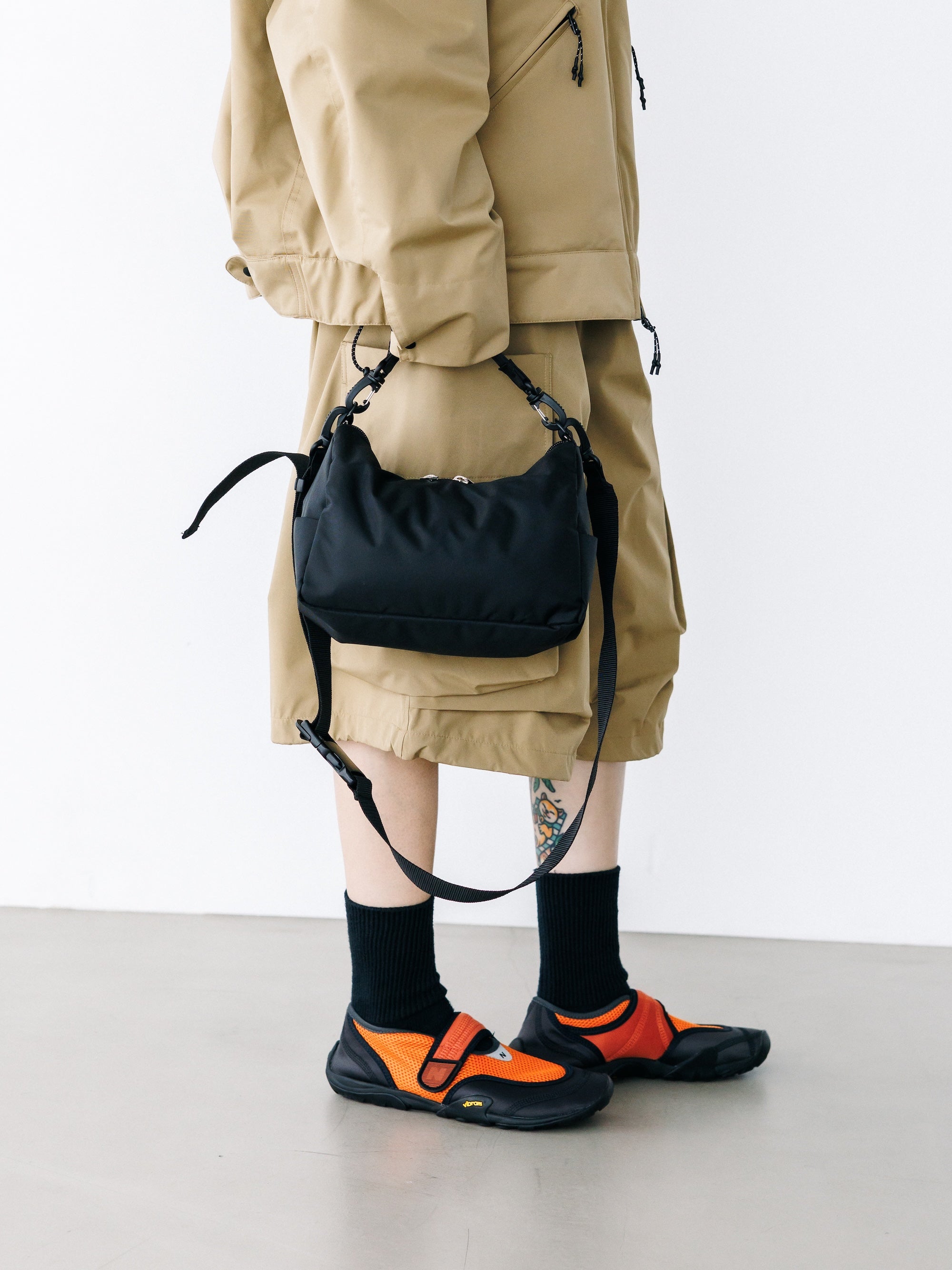 【8.22 SAT 20:00- IN STOCK】DAYOFF BAG MINI (BLACK)