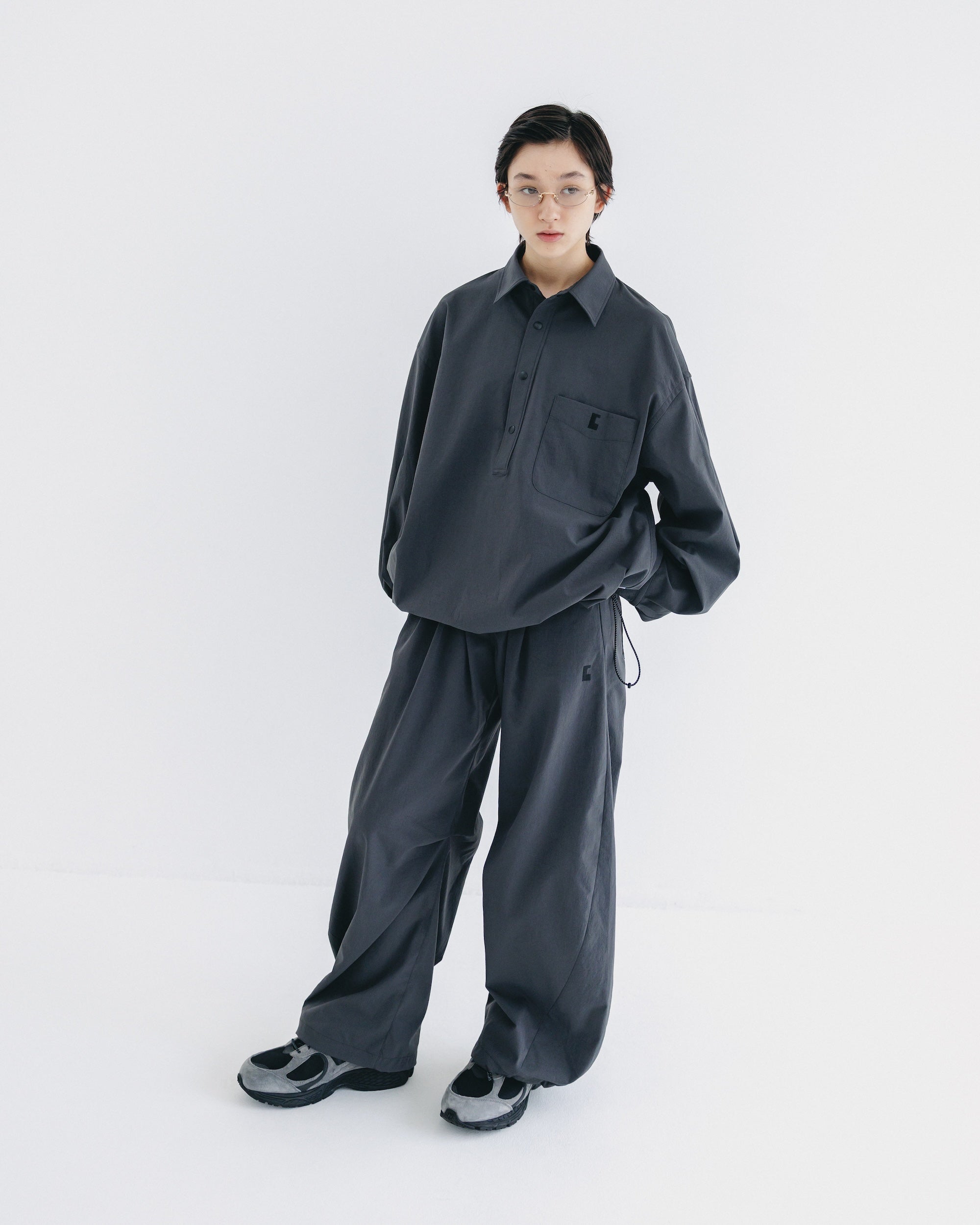 【9.20 SAT 20:00- IN STOCK】CITY UNIFORM BARREL LEG EASY PANTS (GRAY)