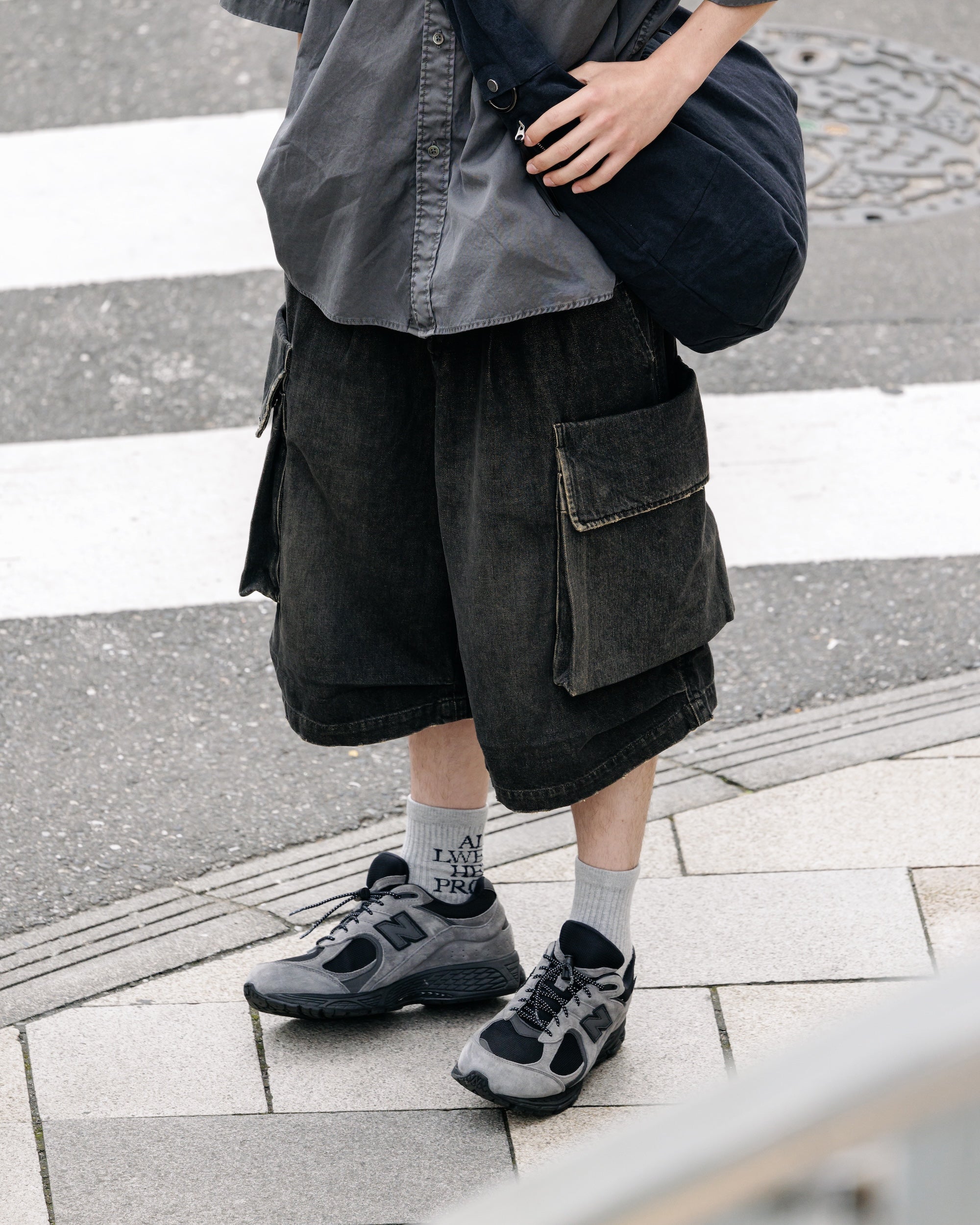 【3.18 WED 20:00- IN STOCK】VINTAGE DYED SELVEDGE DENIM CITY MILITARY HALF PANTS (VINTAGE BLACK)