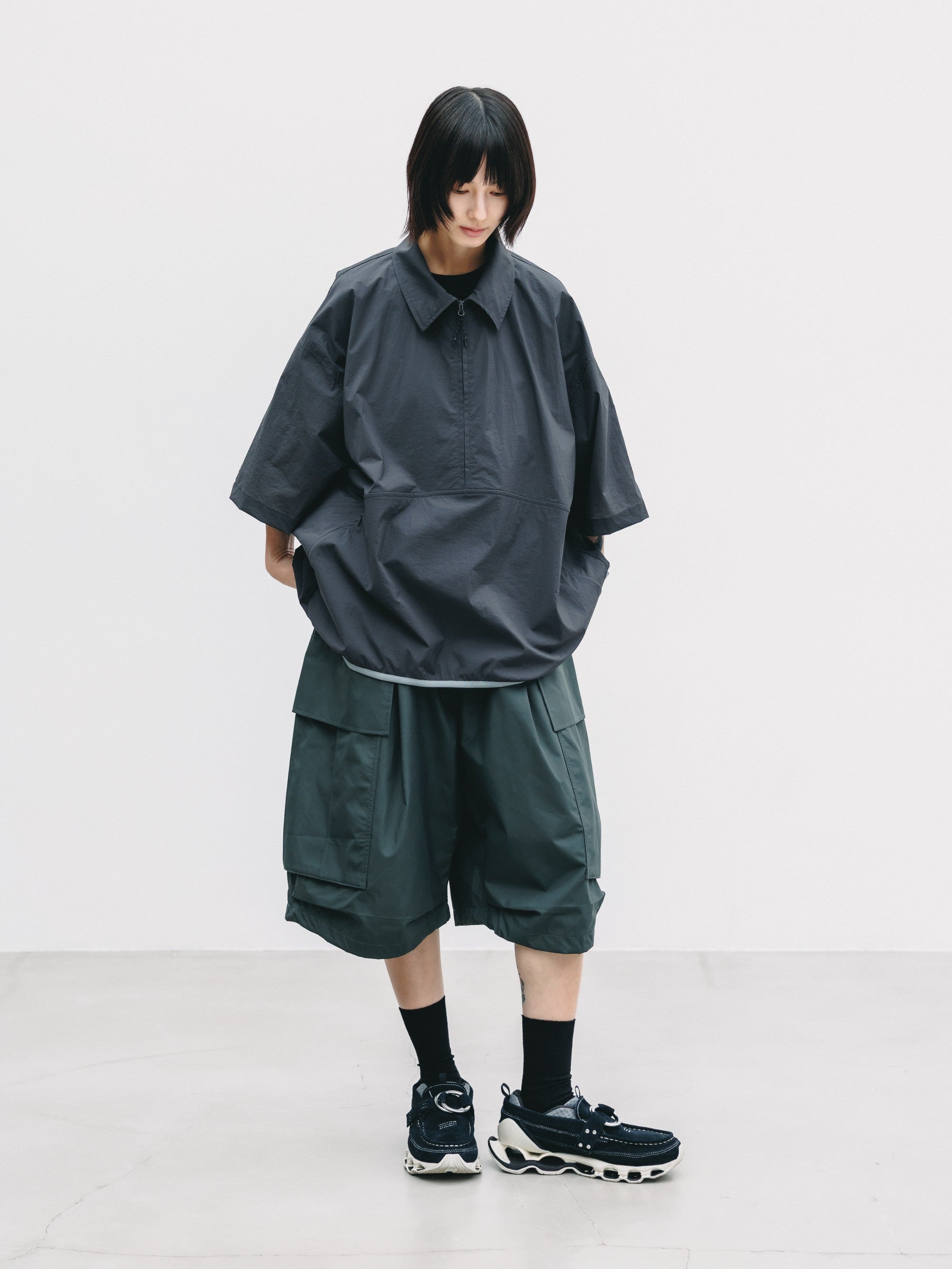 【7.18 SAT 20:00- IN STOCK】+phenix WINDSTOPPER® by GORE-TEX LABS CITY MEGA POCKET BALLOON CARGO HALF PANTS (ASPHALT GRAY)