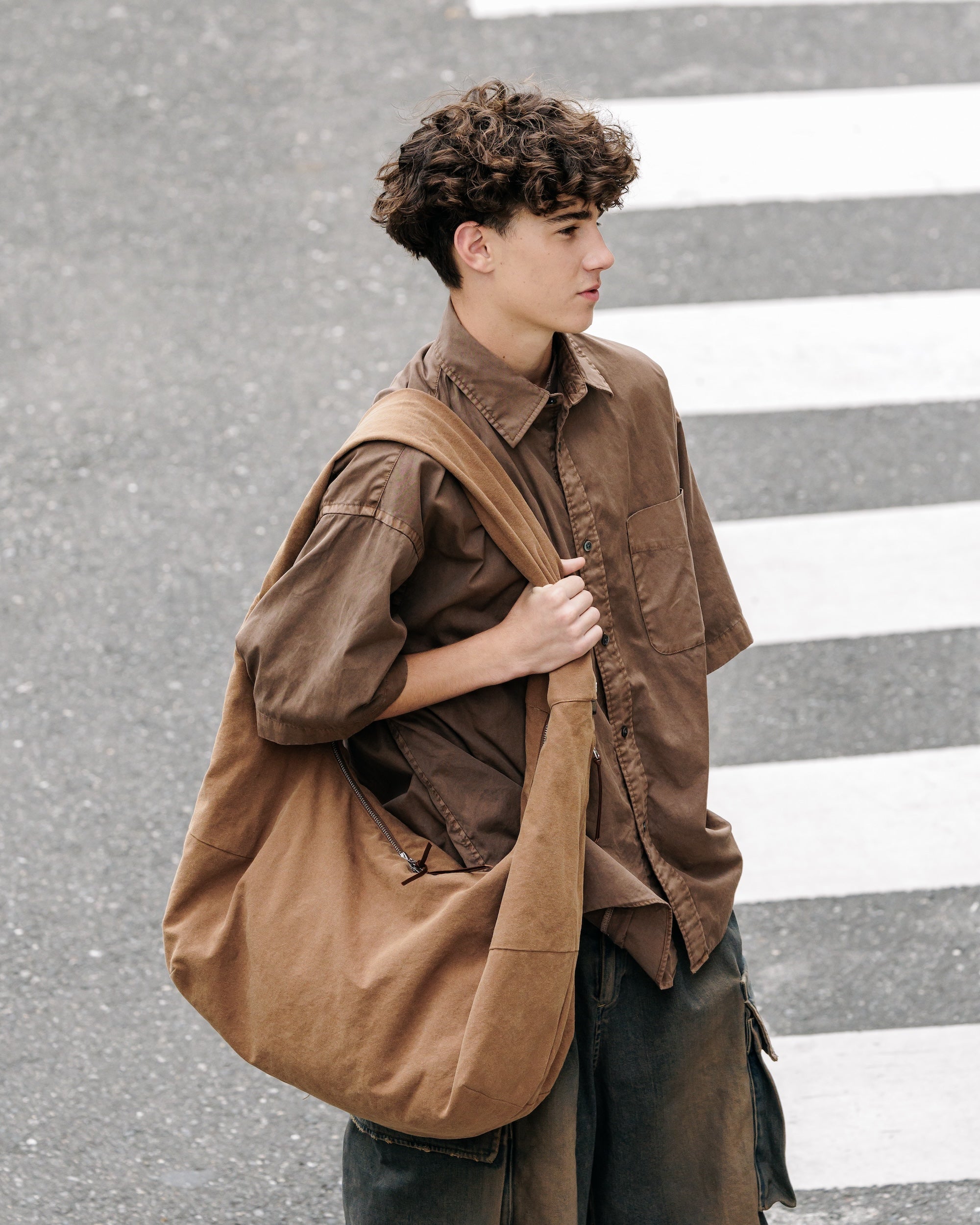 PIGMENT DYED OXFORD CITY S/S SHIRT (FADE BROWN)