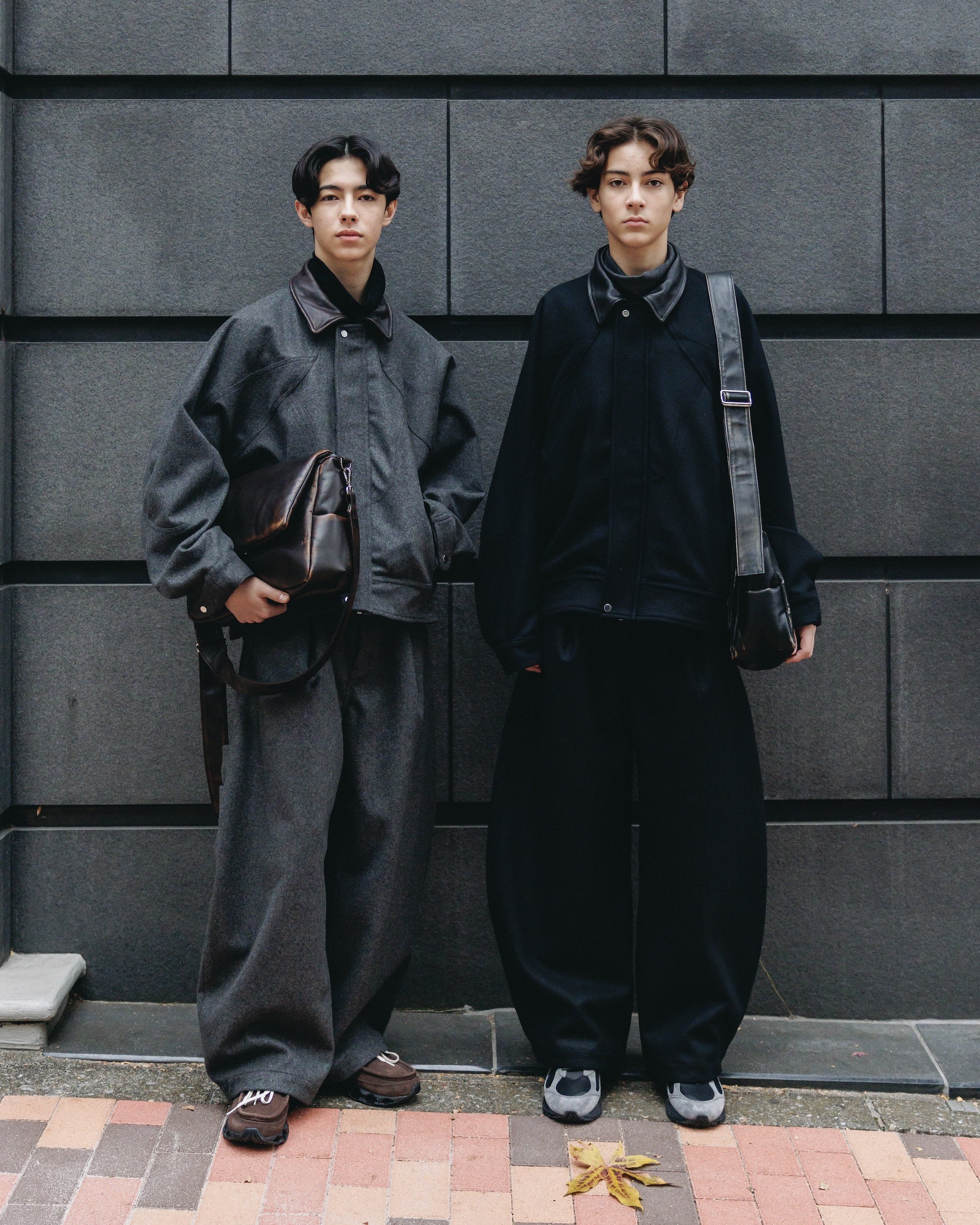 【5월 말 전달 예정】MASSIVE PANTS