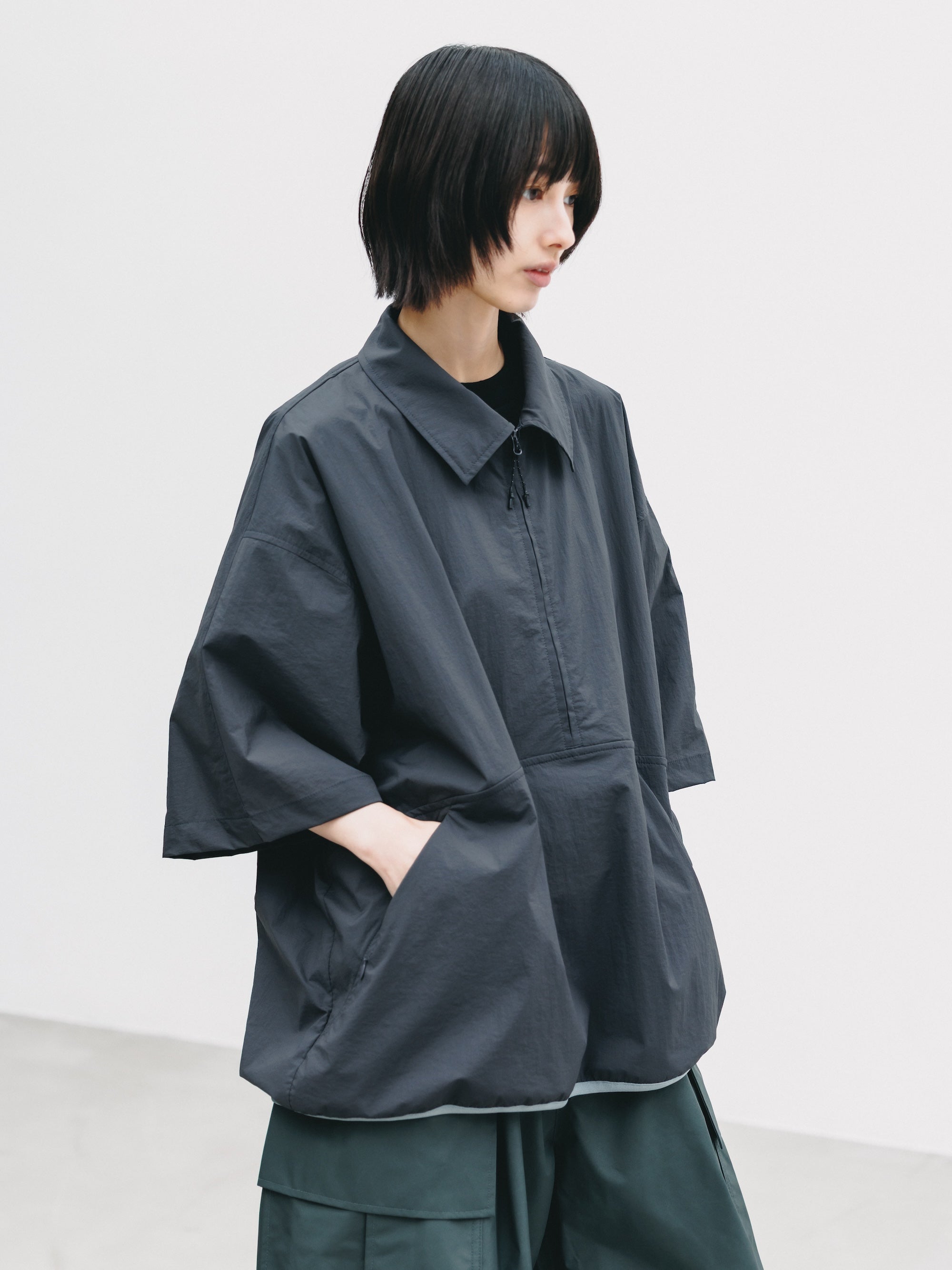 【6.20 SAT 20:00- IN STOCK】HALF ZIP TRAIL S/S SHIRT (BLACK)