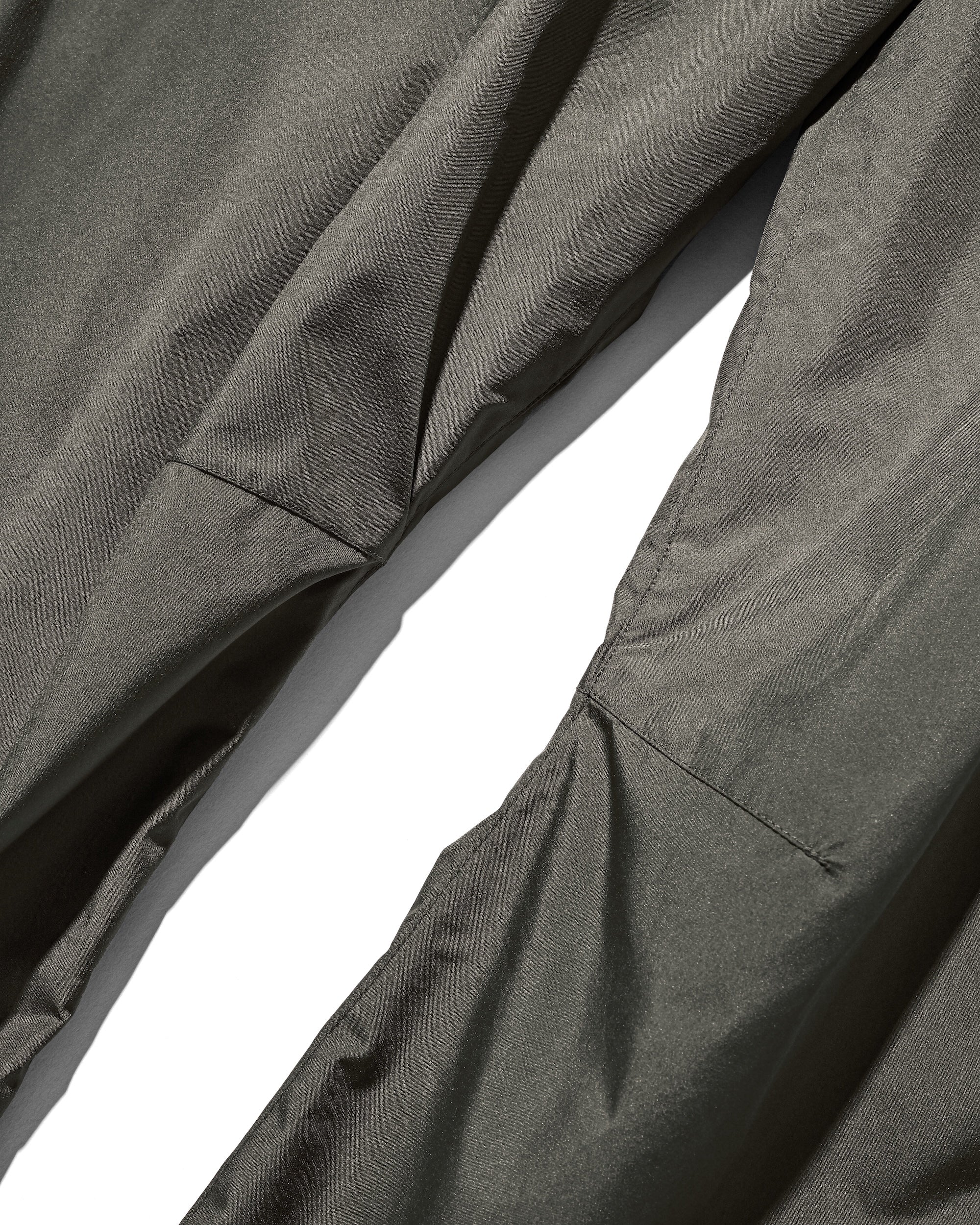 【10.29 WED 20:00- IN STOCK】+phenix WINDSTOPPER® by GORE-TEX LABS CITY BARREL LEG PANTS (ASPHALT GRAY)