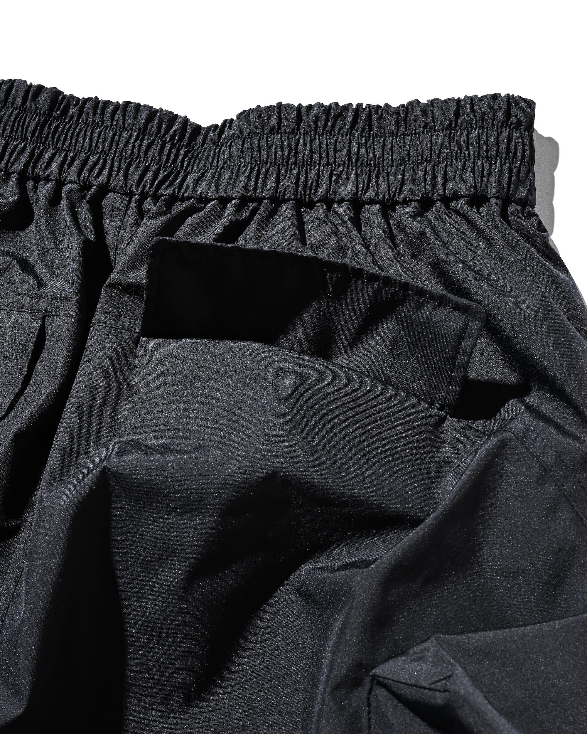 【5.6 TUE 20:00- IN STOCK】+phenix WINDSTOPPER® by GORE-TEX LABS CITY MILITARY HALF PANTS 002 (NAVY)