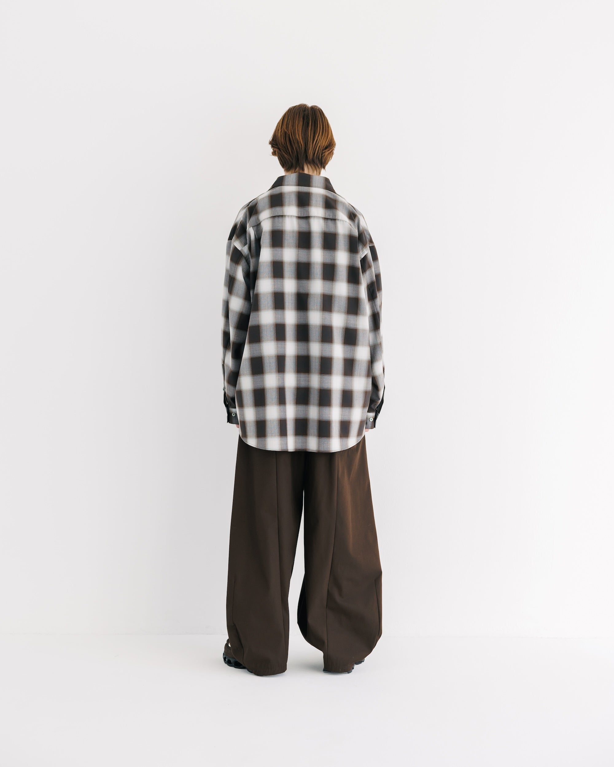 【5.17 SAT 20:00- IN STOCK】MASSIVE TWISTED PANTS (BROWN)