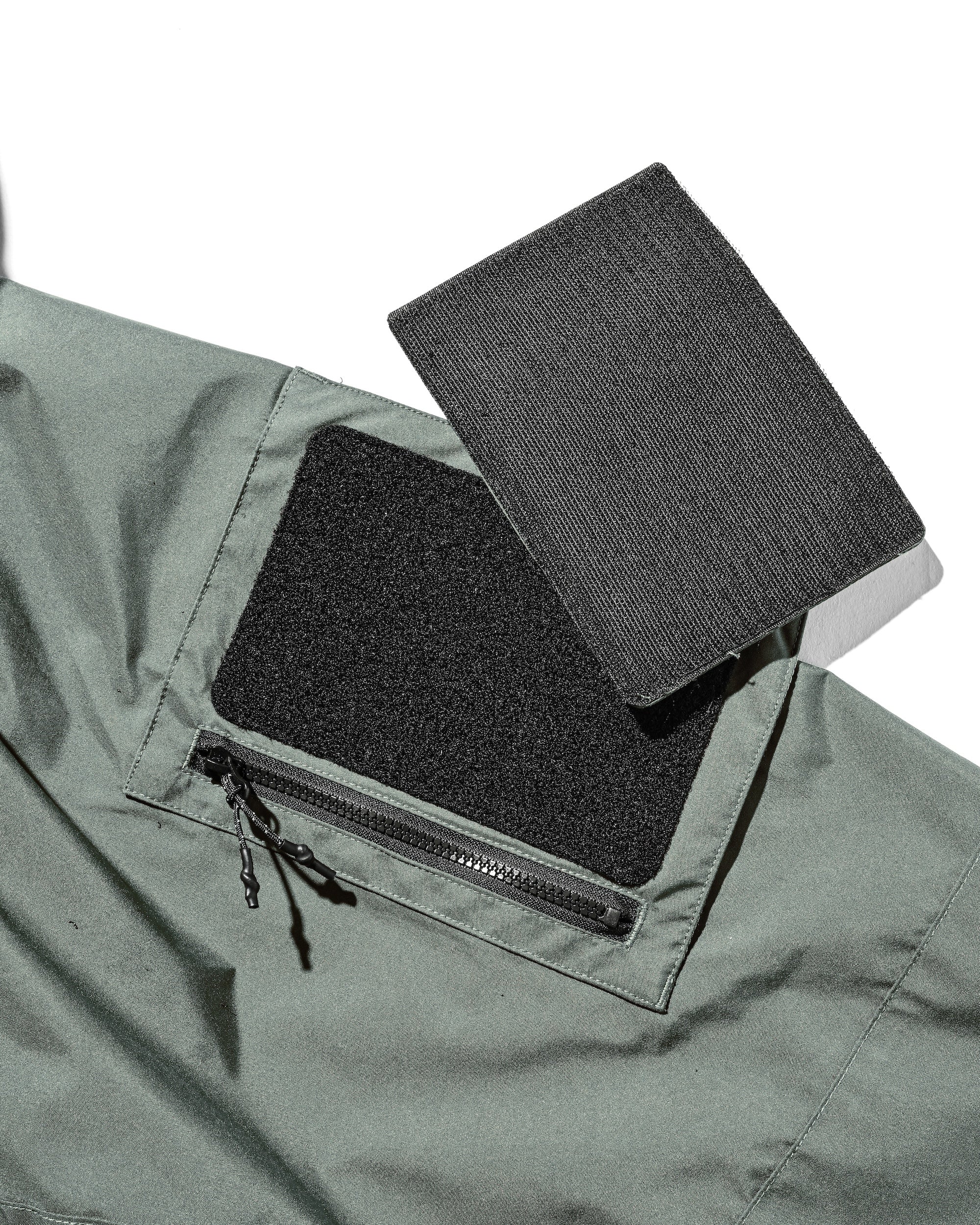 +phenix WINDSTOPPER® by GORE-TEX LABS CITY MILITARY JACKET (MILITARY GREEN)