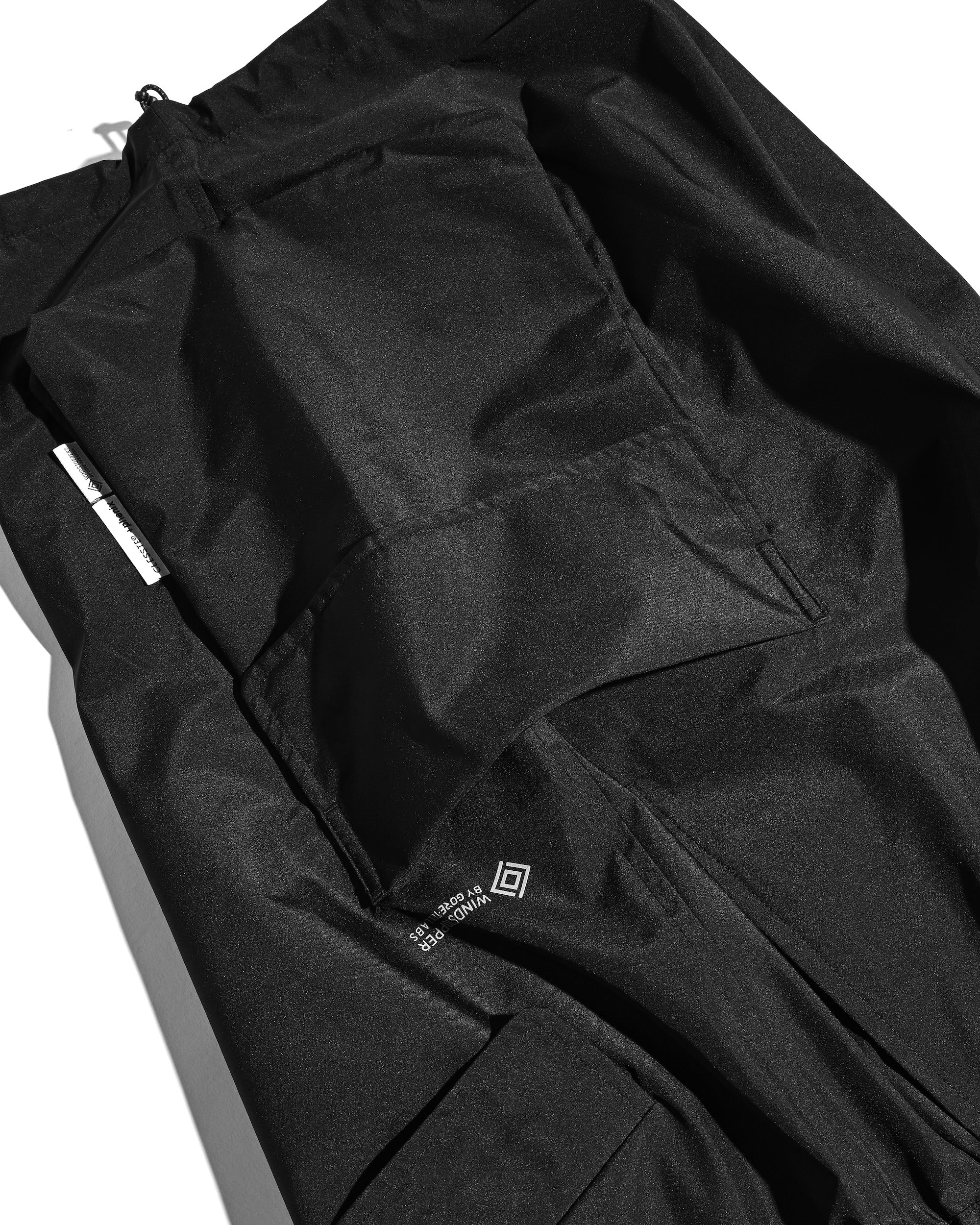 +phenix WINDSTOPPER® by GORE-TEX LABS CITY MILITARY HALF PANTS 001 (BLACK)
