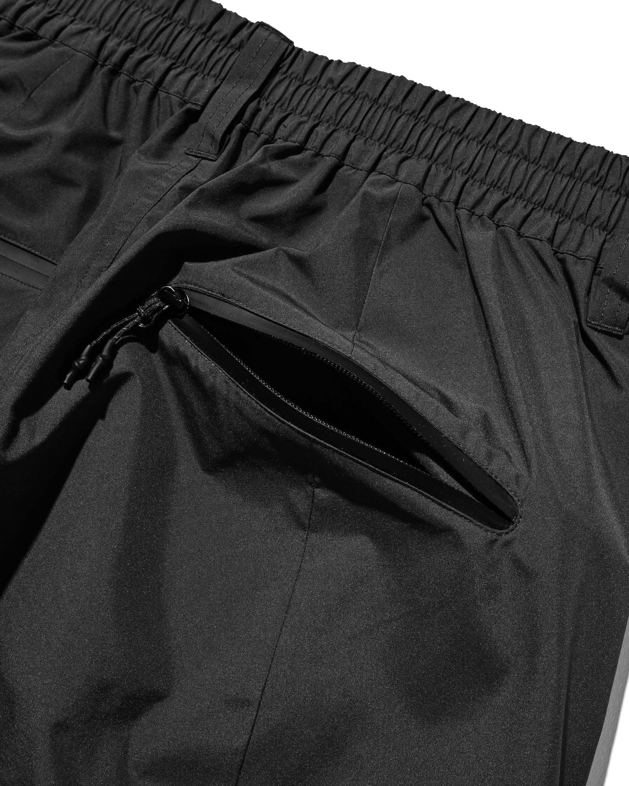 【10.29 WED 20:00- IN STOCK】+phenix WINDSTOPPER® by GORE-TEX LABS TWILL CITY BARREL LEG PANTS (BLACK)