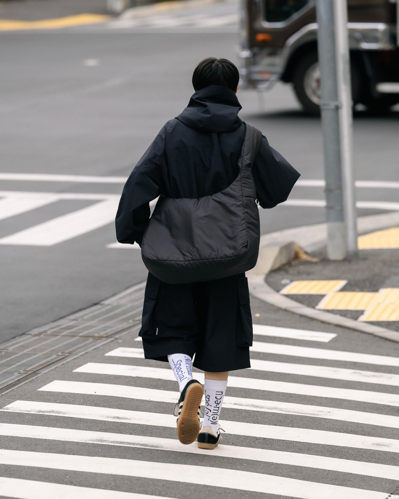 PADDED EVERYDAY BAG