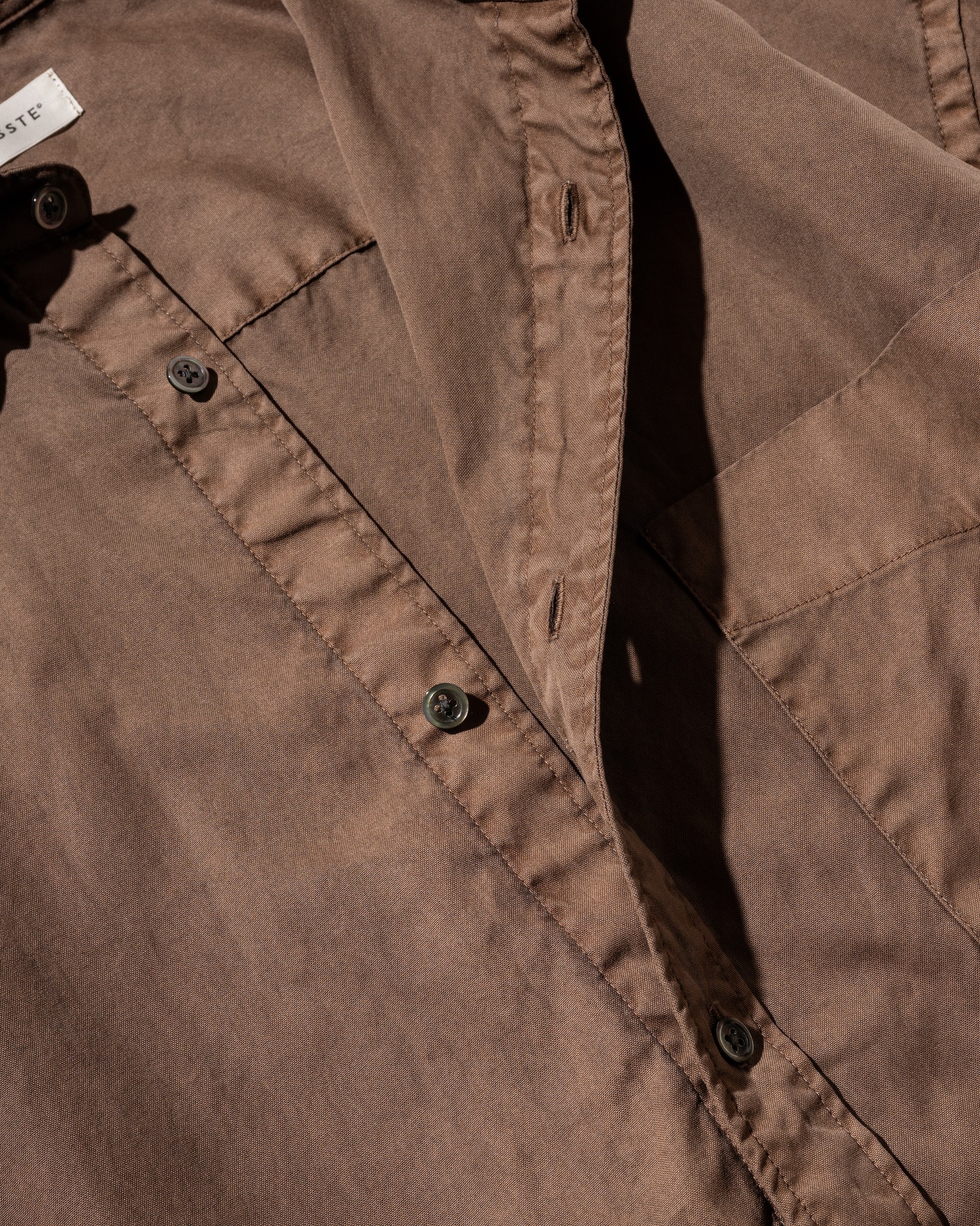 PIGMENT DYED OXFORD CITY S/S SHIRT (FADE BROWN)